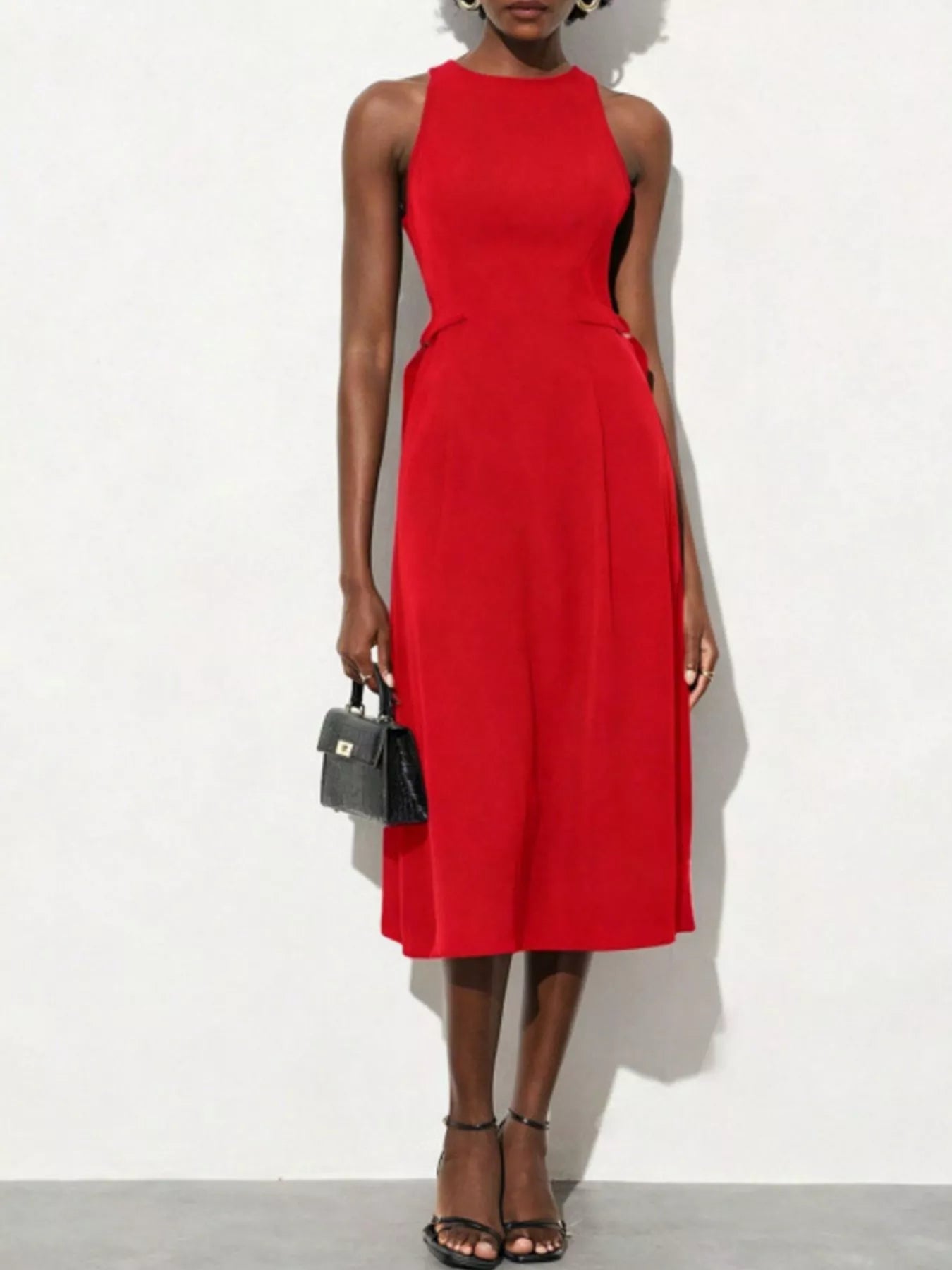 Sleeveless Solid Color Midi Dress