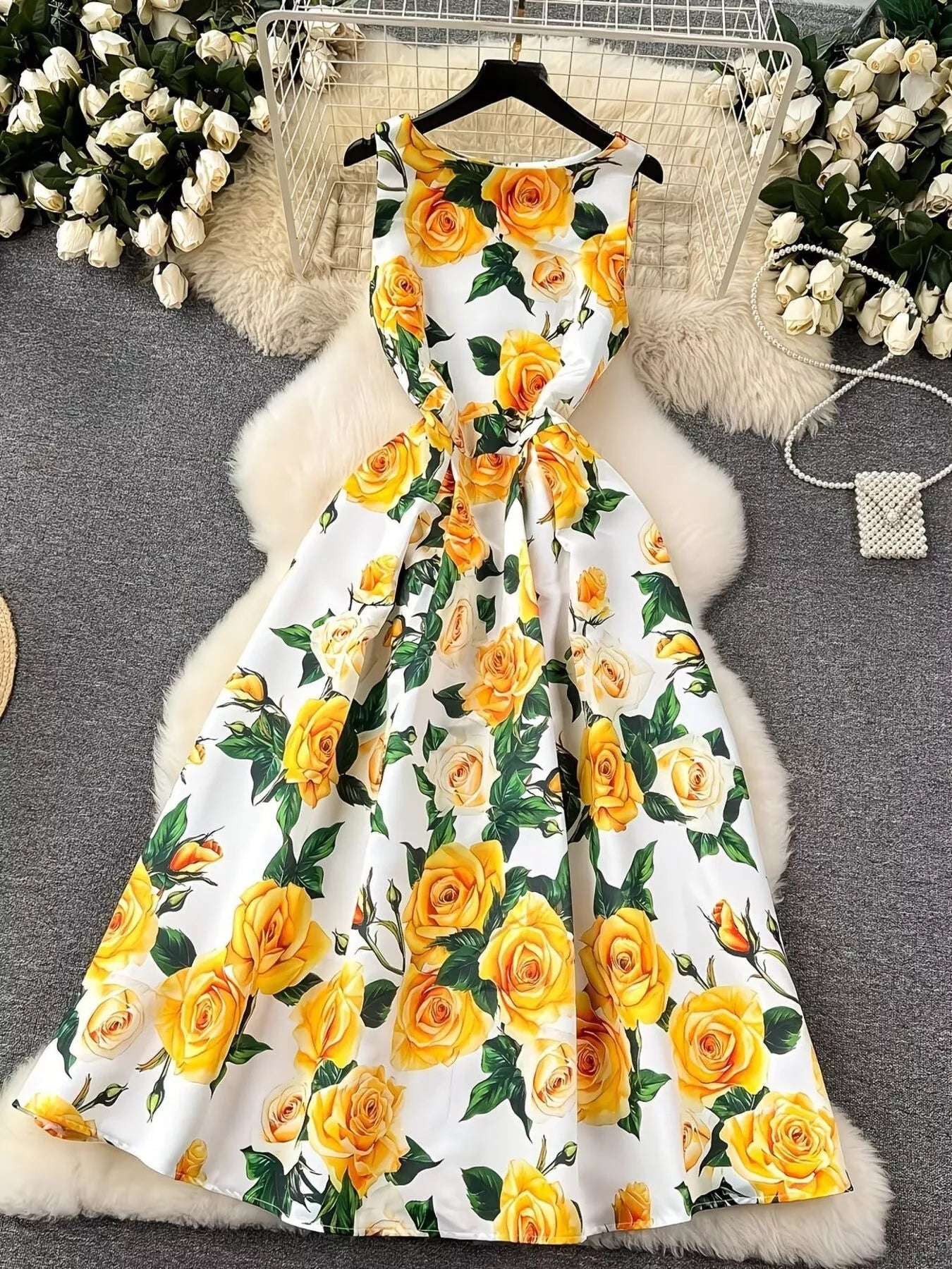 Floral Print Sleeveless Midi Dress
