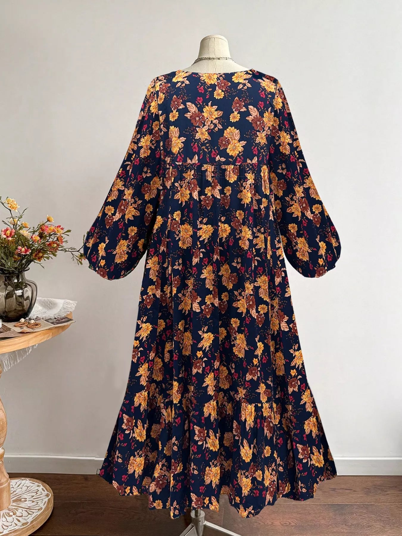 Plus Size Floral Print Tie Neck Short Sleeve Dress