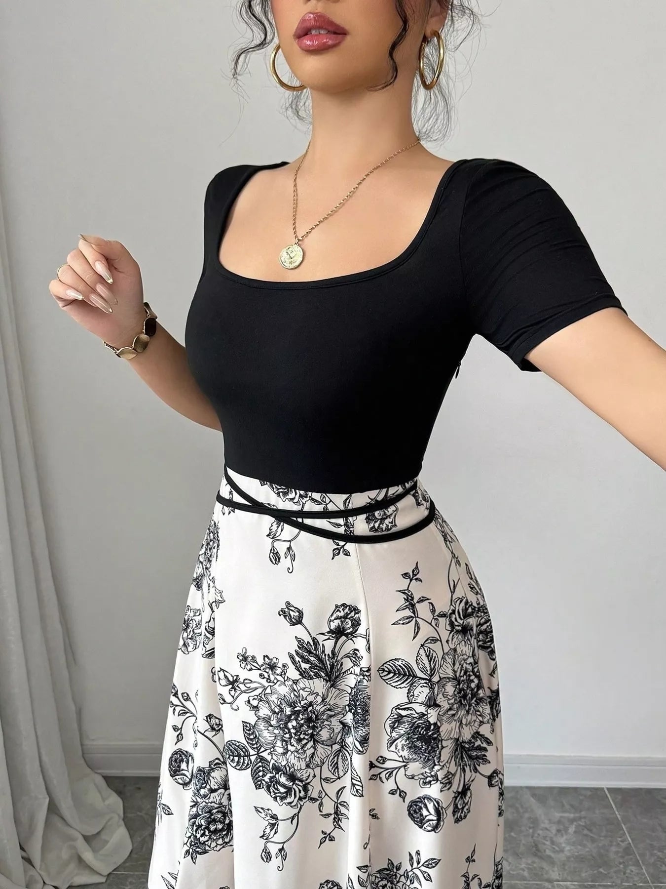 Floral Print Square Neck Maxi Dress