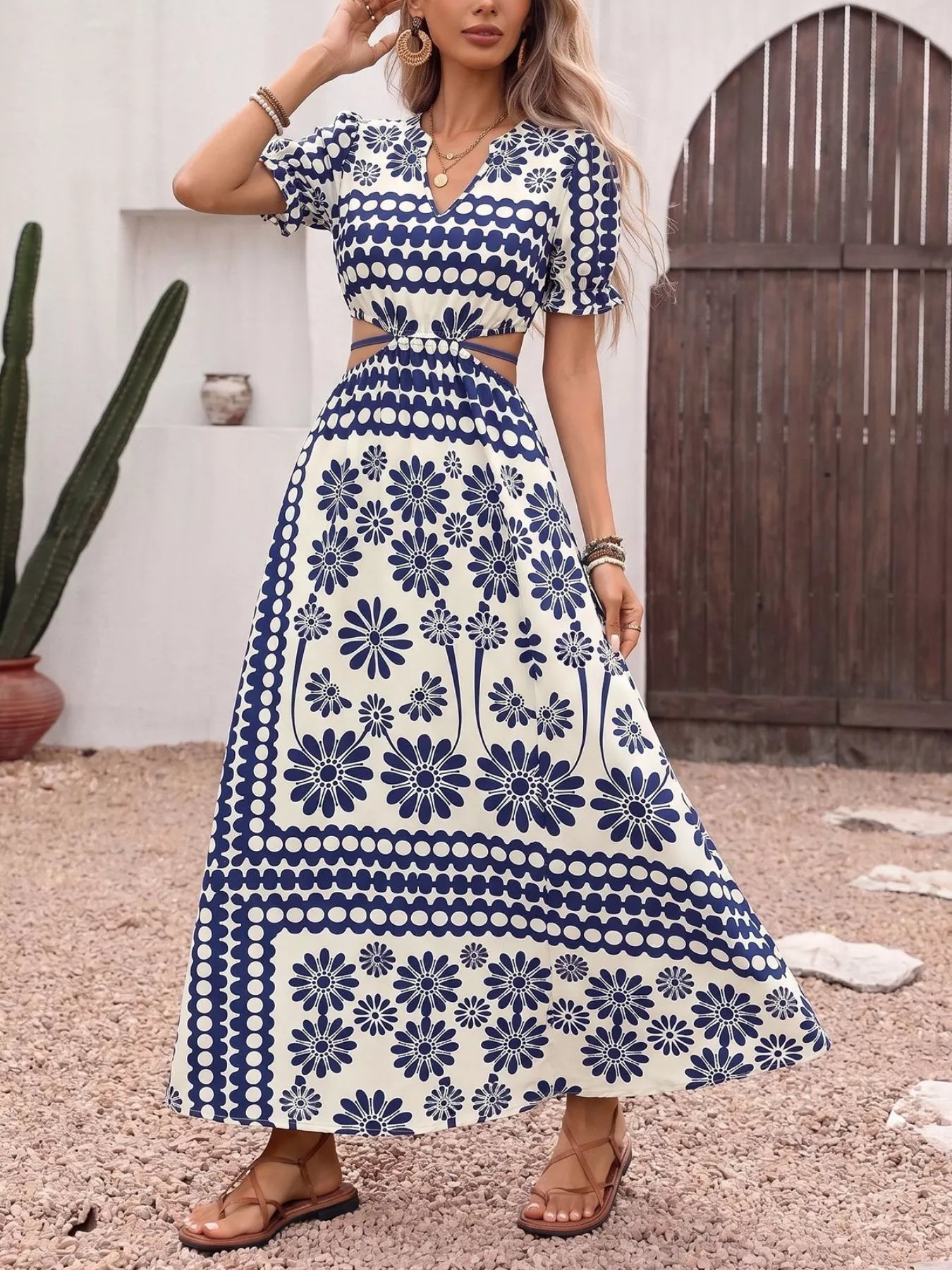 Floral Print Cutout Waist Maxi Dress