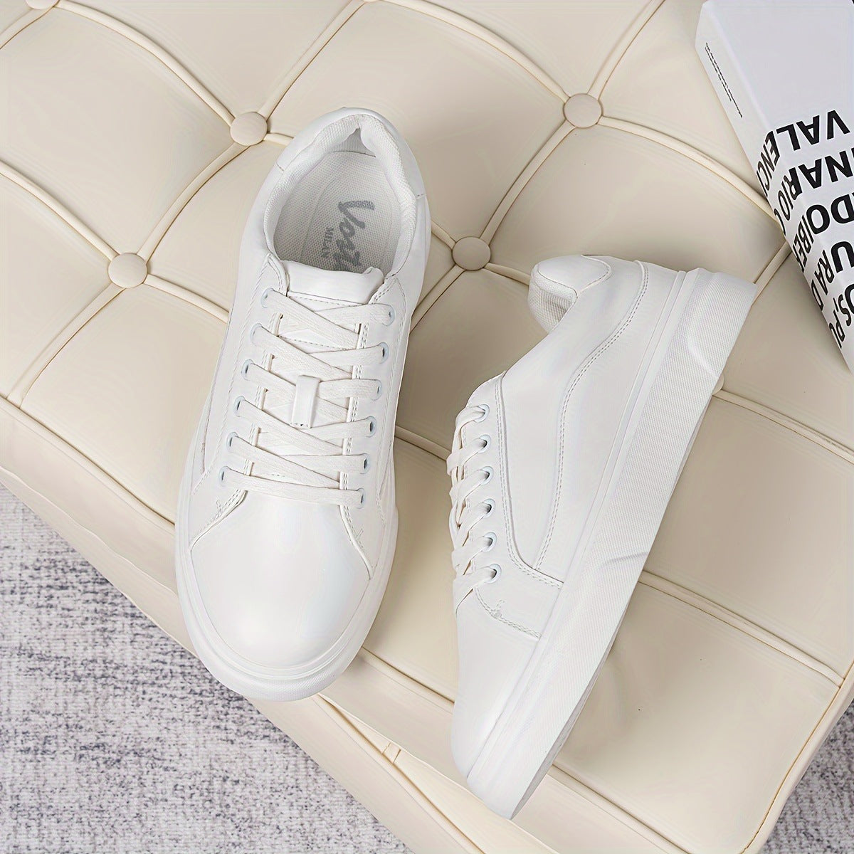 Mens Casual Versatile Leather Sneakers