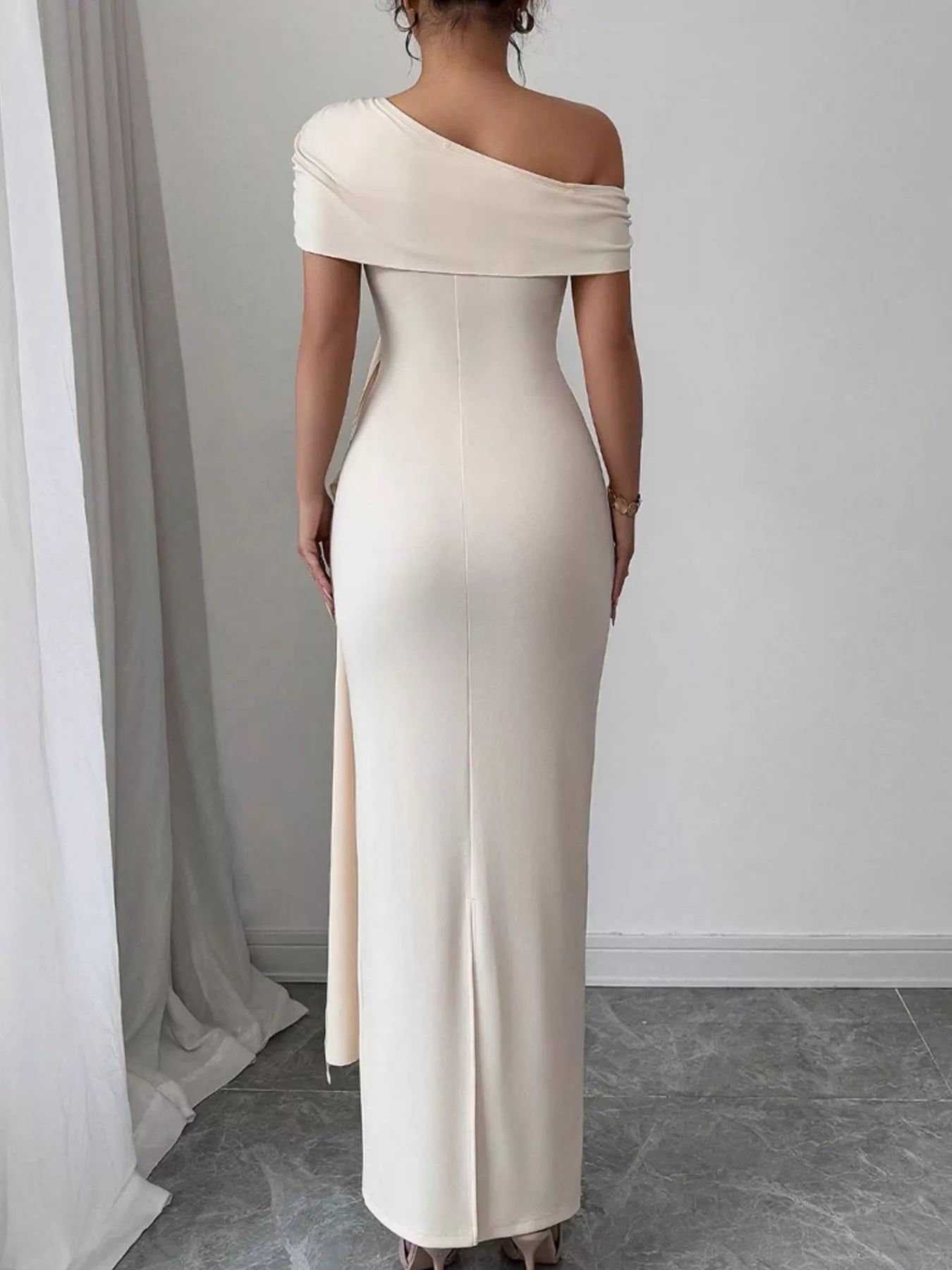 One-Shoulder Ruched Maxi Dress