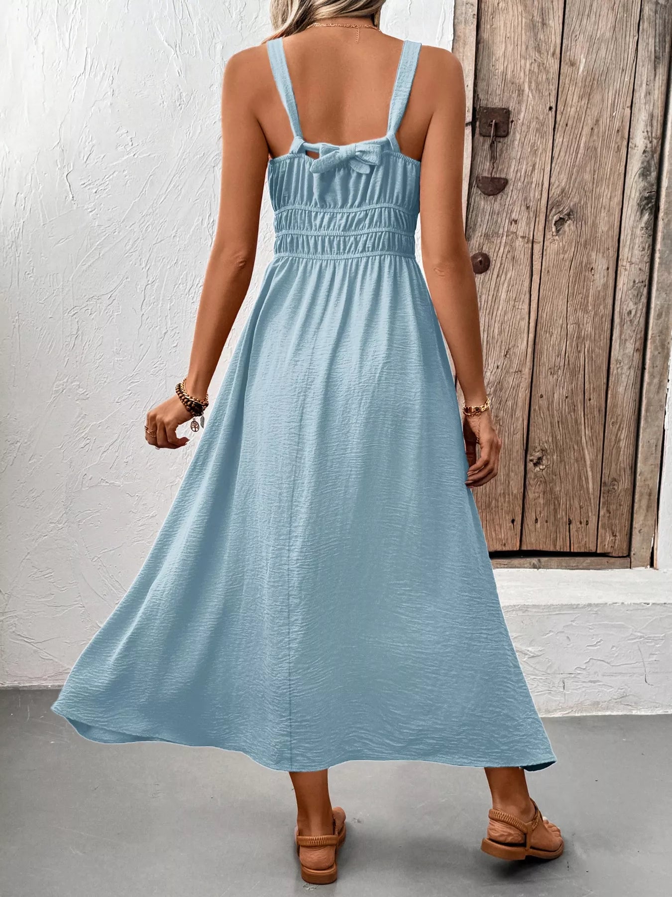 Sleeveless Smocked Casual Midi Dress