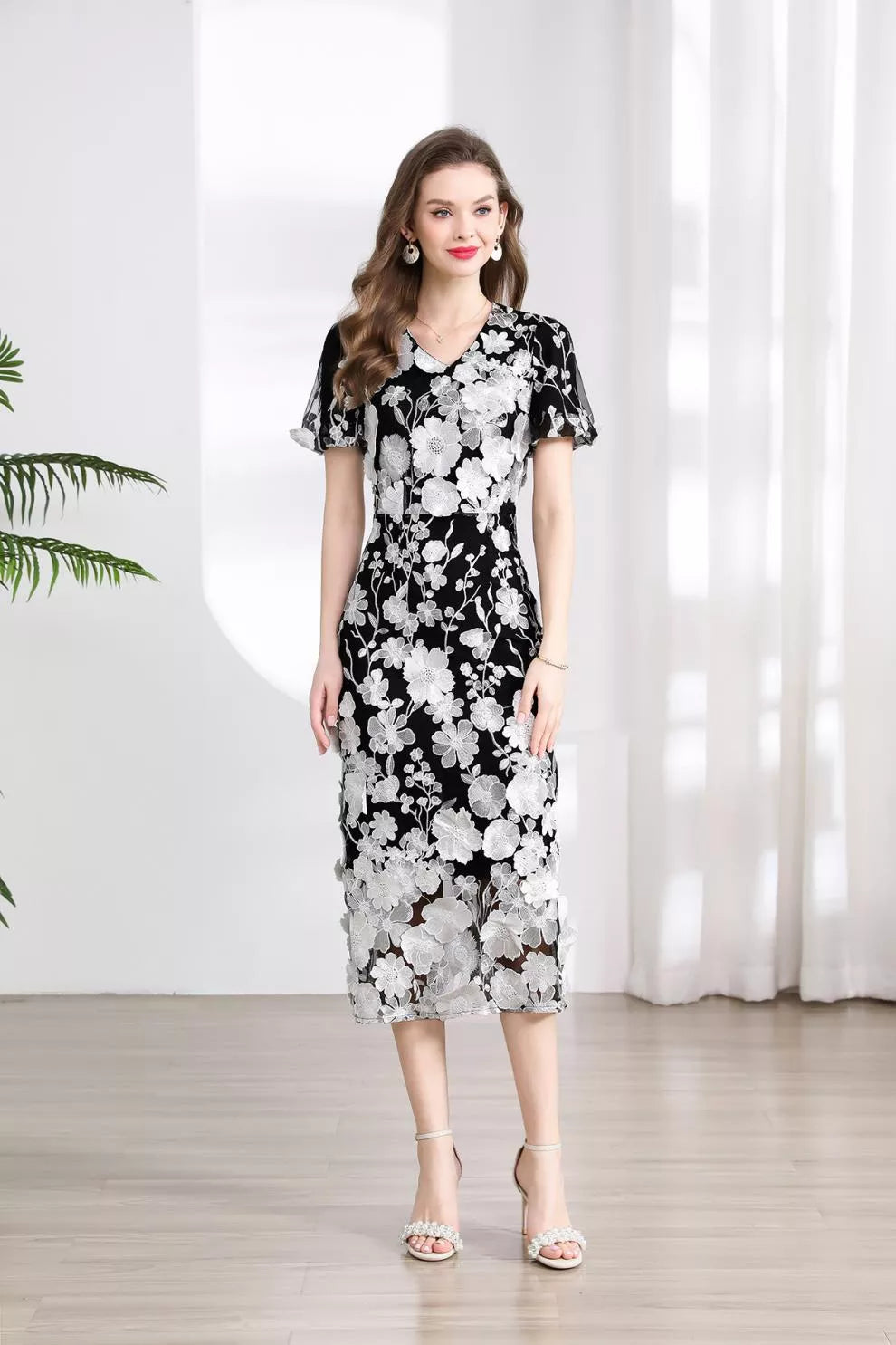 Floral Embroidered Puff Sleeve Midi Dress