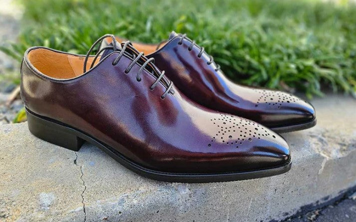Carrucci Burnished Calfskin Oxford - Chestnut