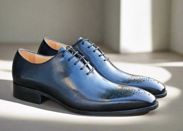 Carrucci Burnished Calfskin Oxford - Navy