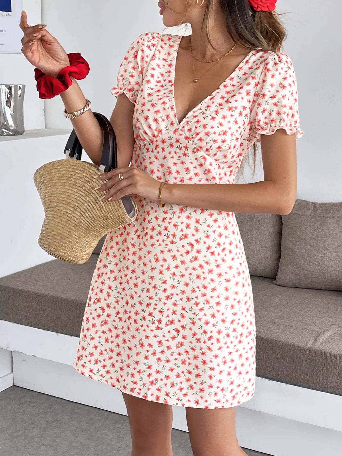 Floral Print V-Neck Puff Sleeve Mini Dress