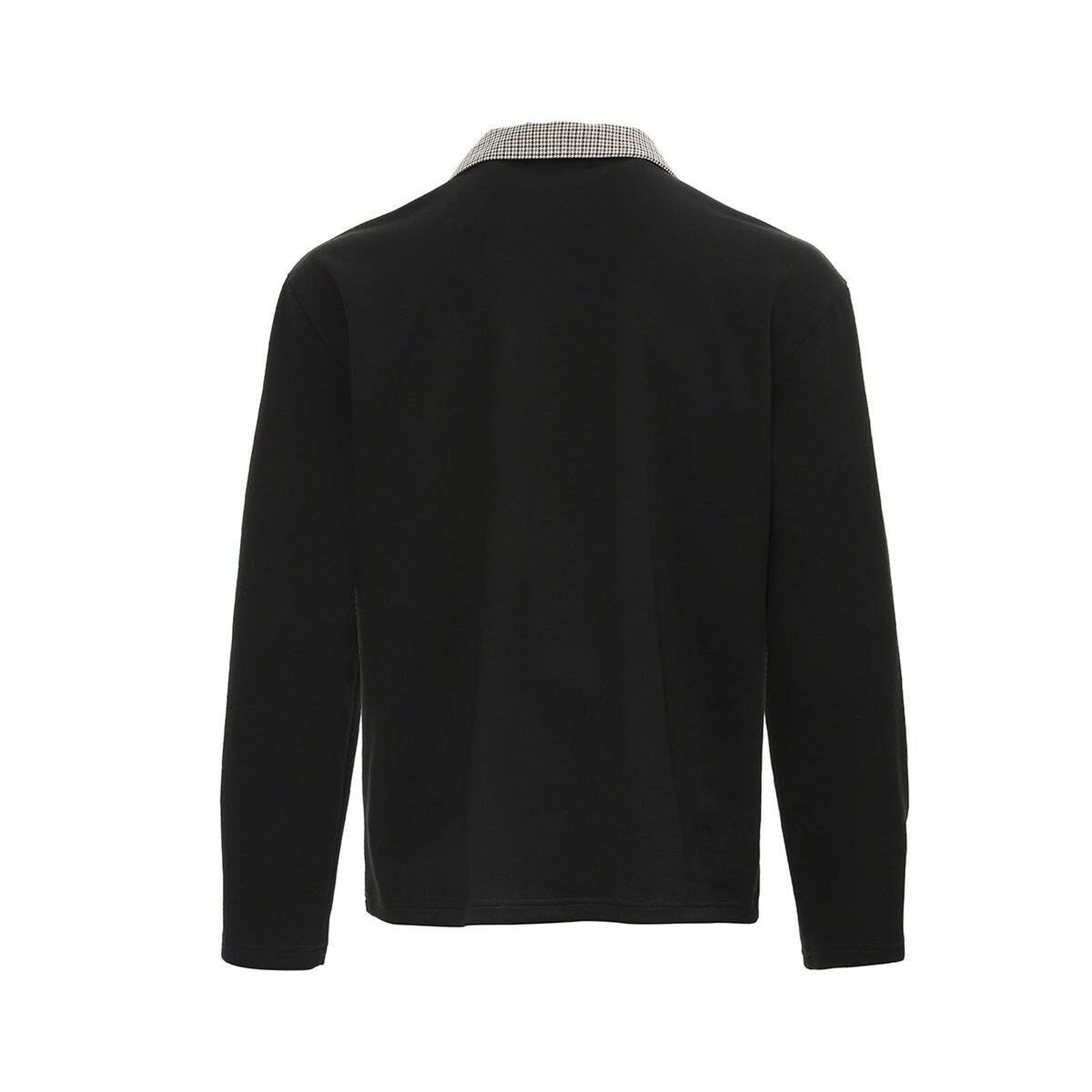 Retro clean fit polo shirt with a lapel base