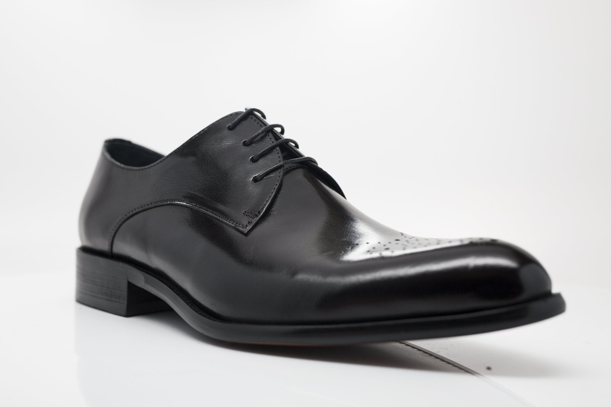 Ugo Vasare Burnished Calfskin Oxford - Black