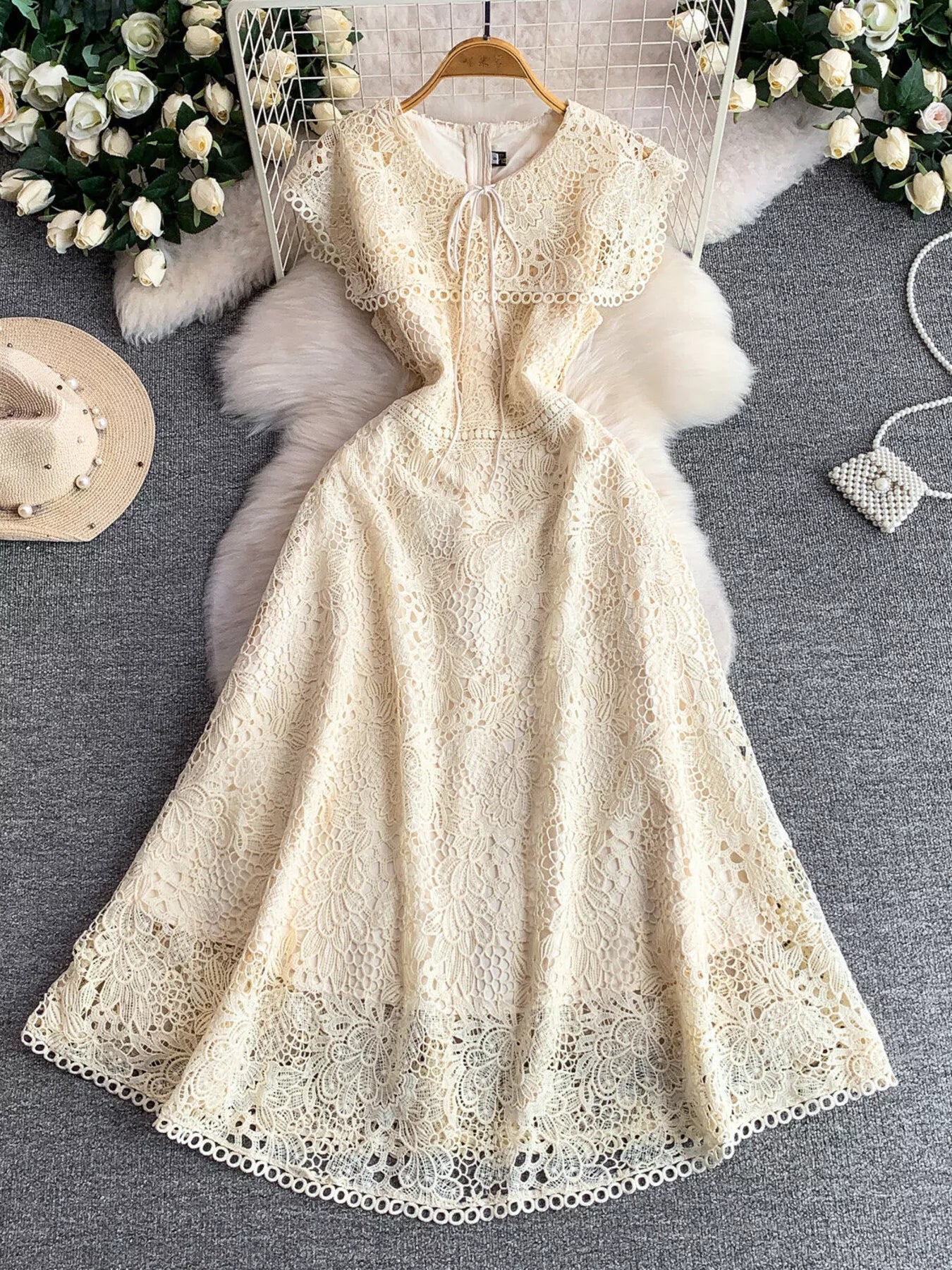 Lace Sleeveless A-Line Dress