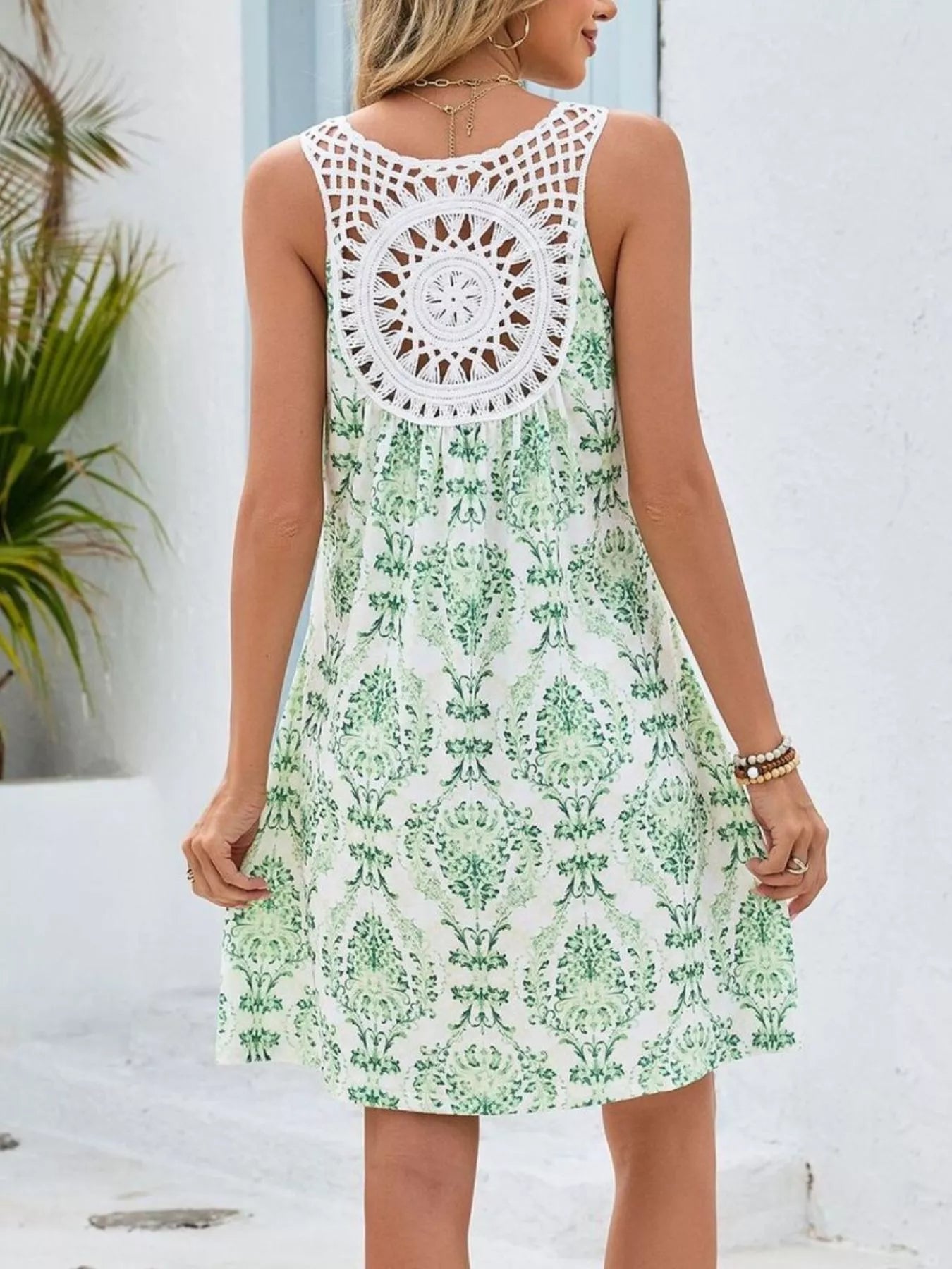 Floral Print V-Neck Crochet Back Mini Dress