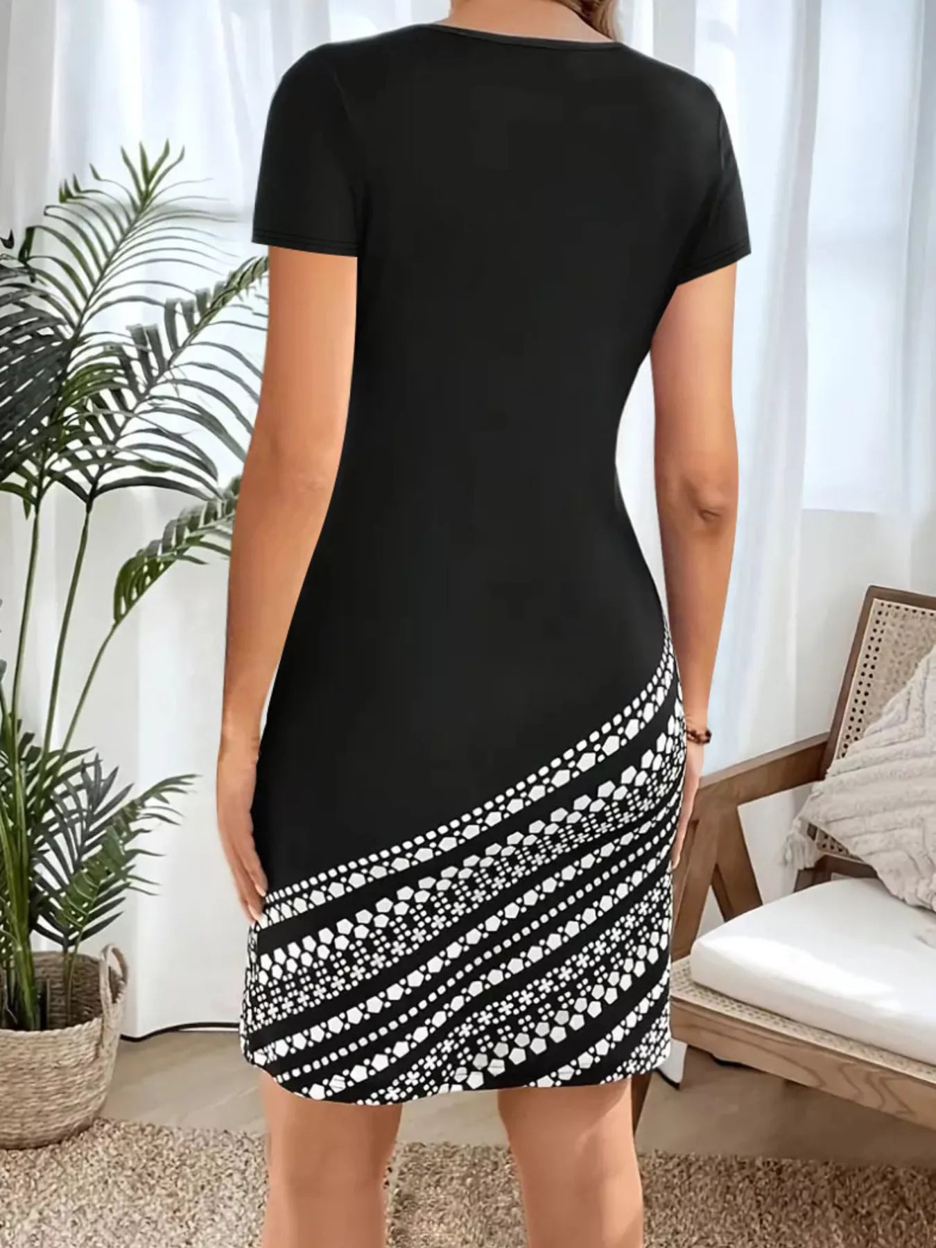 Round Neck Bodycon Mini Dress