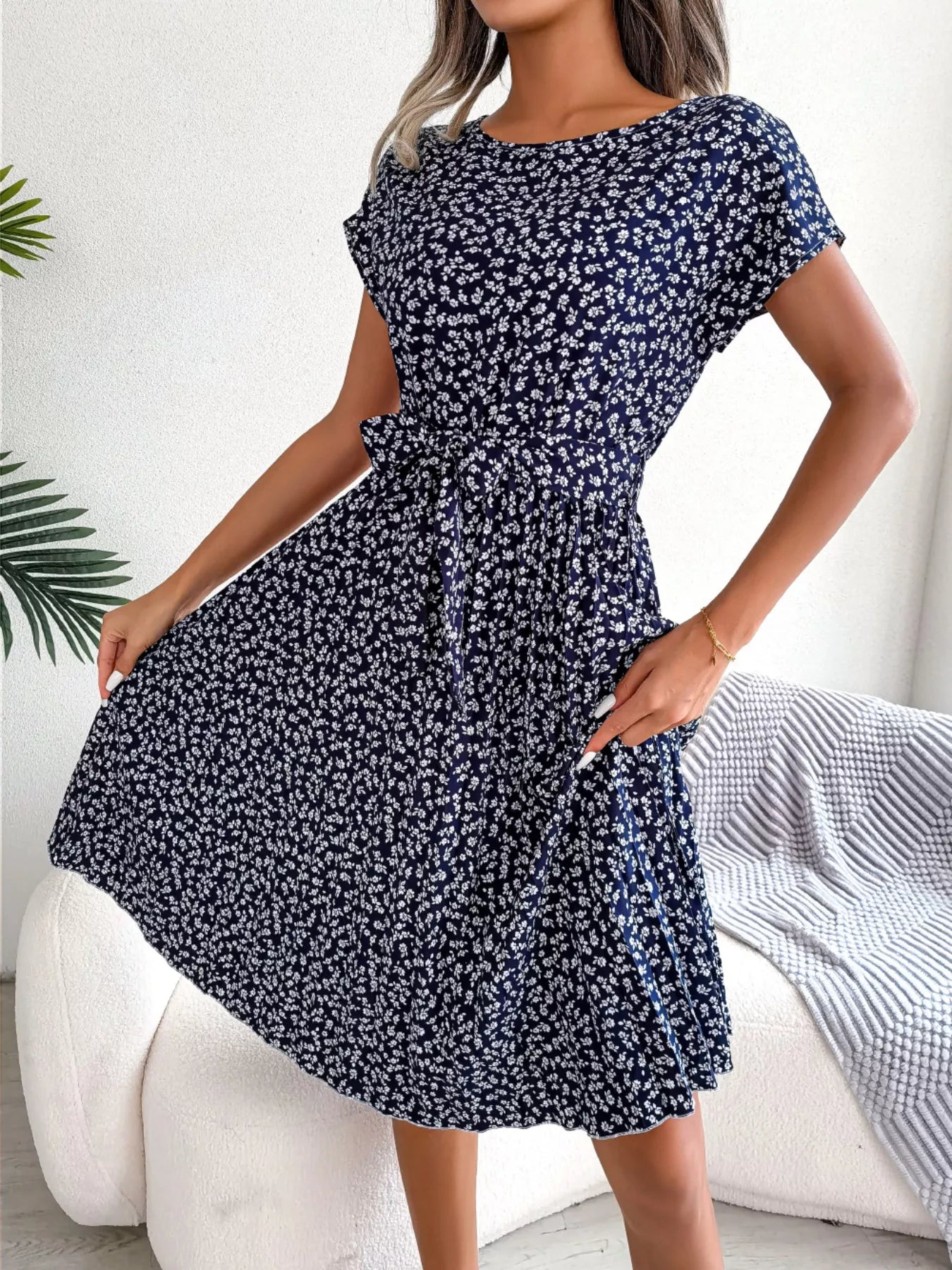 Floral Print Pleated Midi Dress with Belt