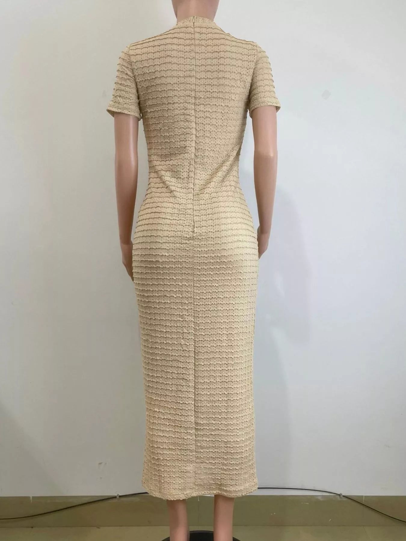 Textured Short Sleeve Midi Dress