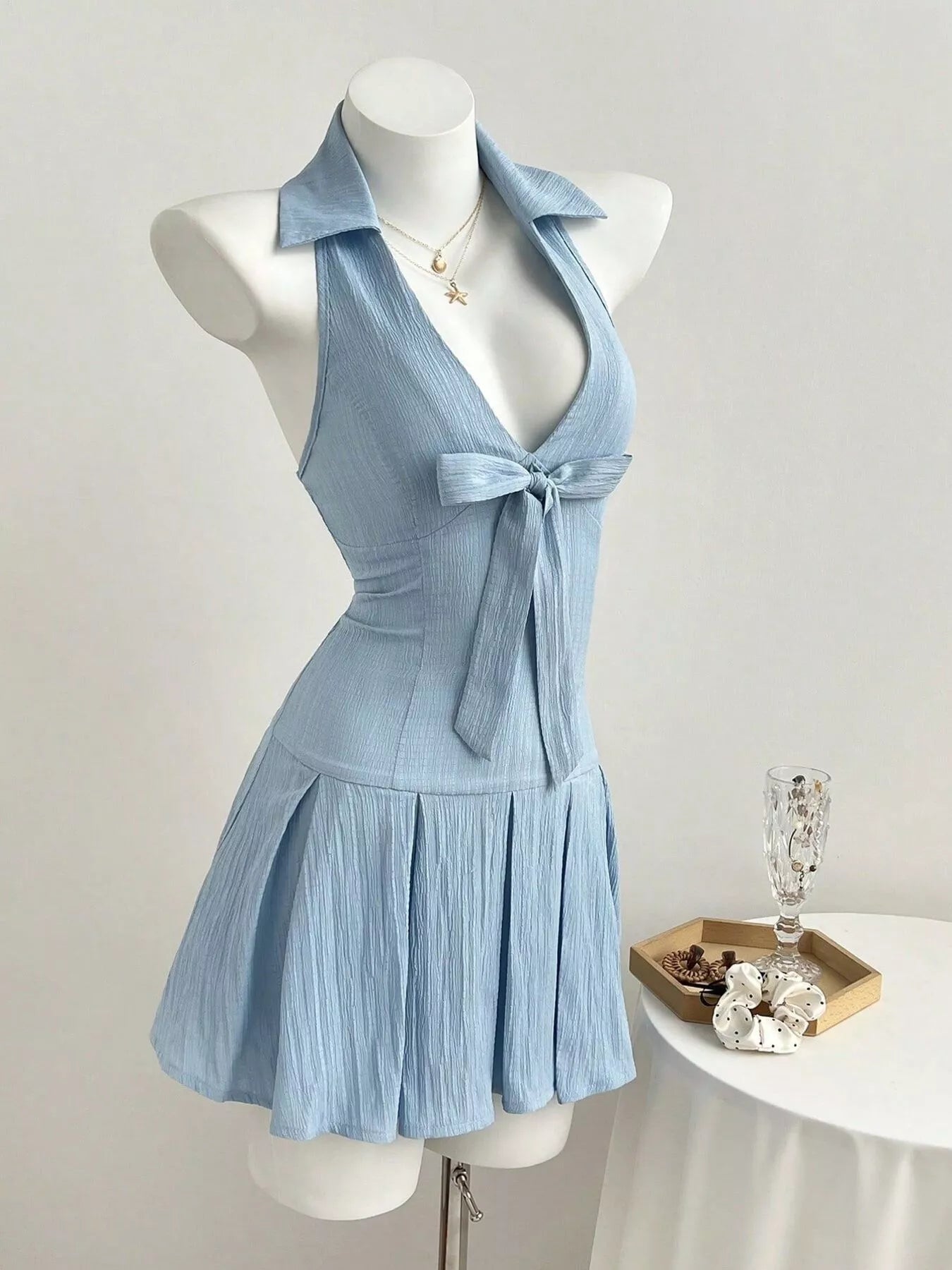 Halter Neck Bow Tie Pleated Mini Dress