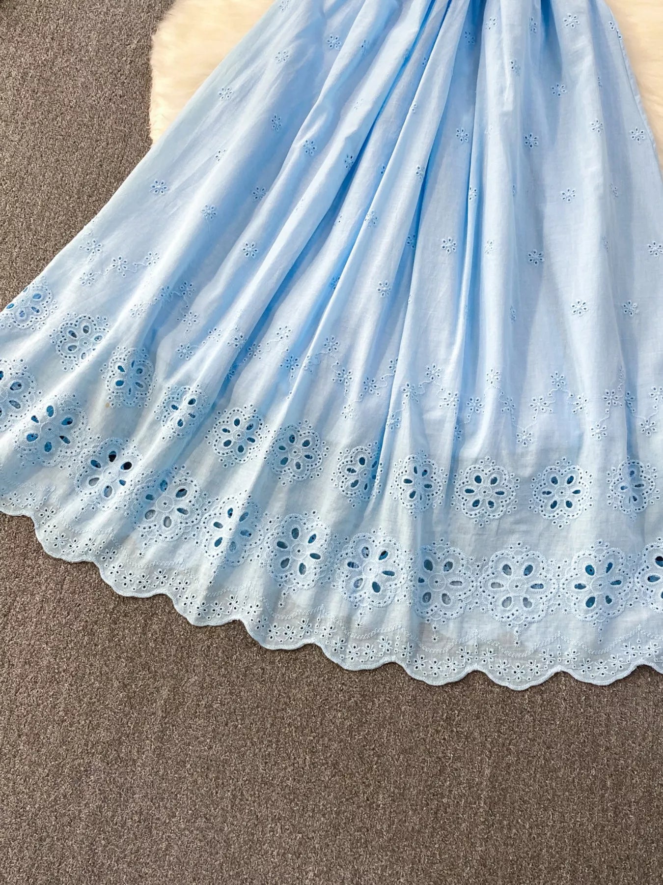 Lace Detail Sleeveless Dress