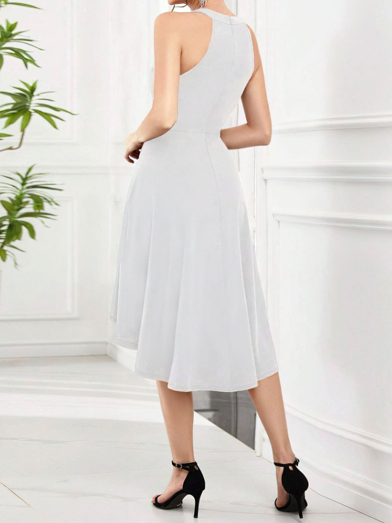 Elegant High-Low Hem Sleeveless Dress