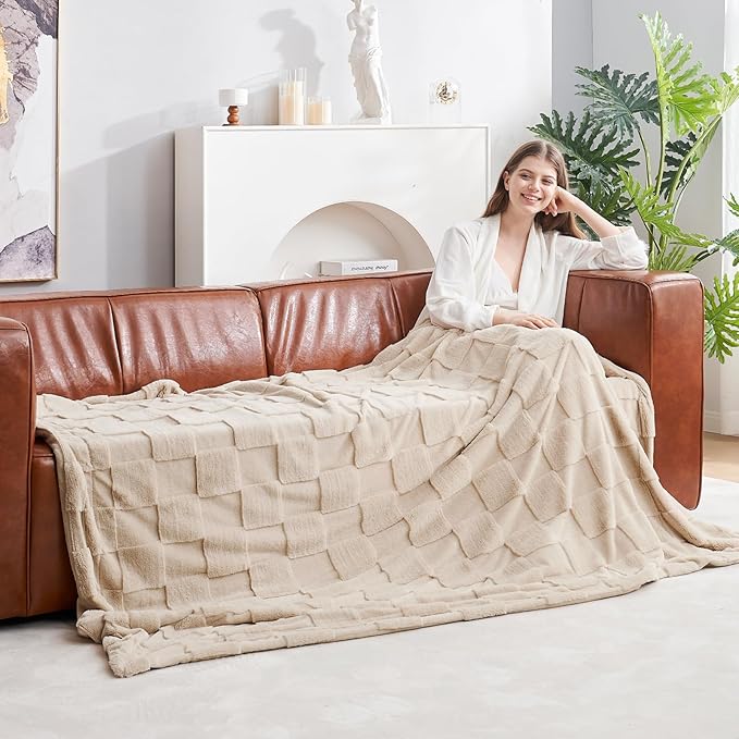 Cozy Bliss Checkered White Faux Rabbit Fur Throw Blanket, Soft Fuzzy Fluffy Minky Cream Furry Blankets for Couch, Bed (Tan, Queen(90" x 90")