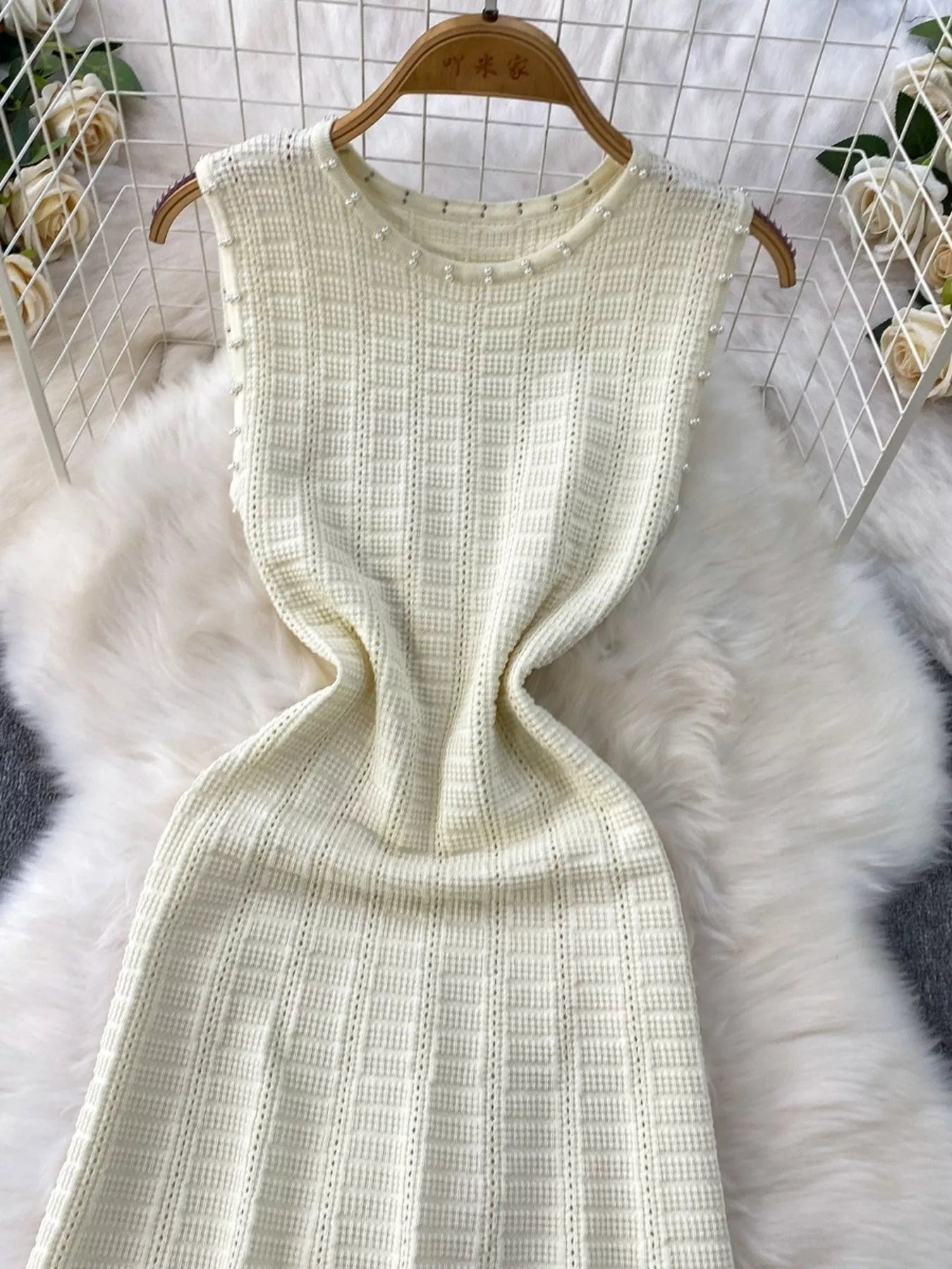 Textured Knit Sleeveless Midi Dress