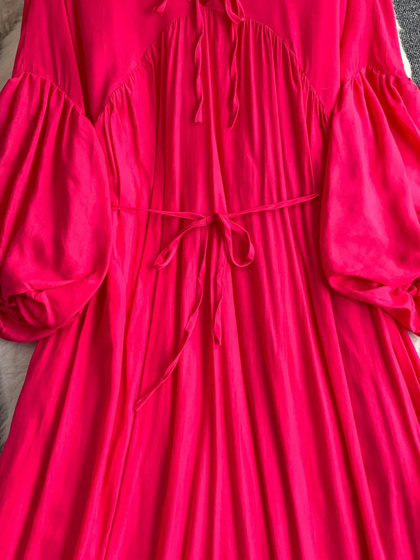 Balloon Sleeve Tie-Waist Dress