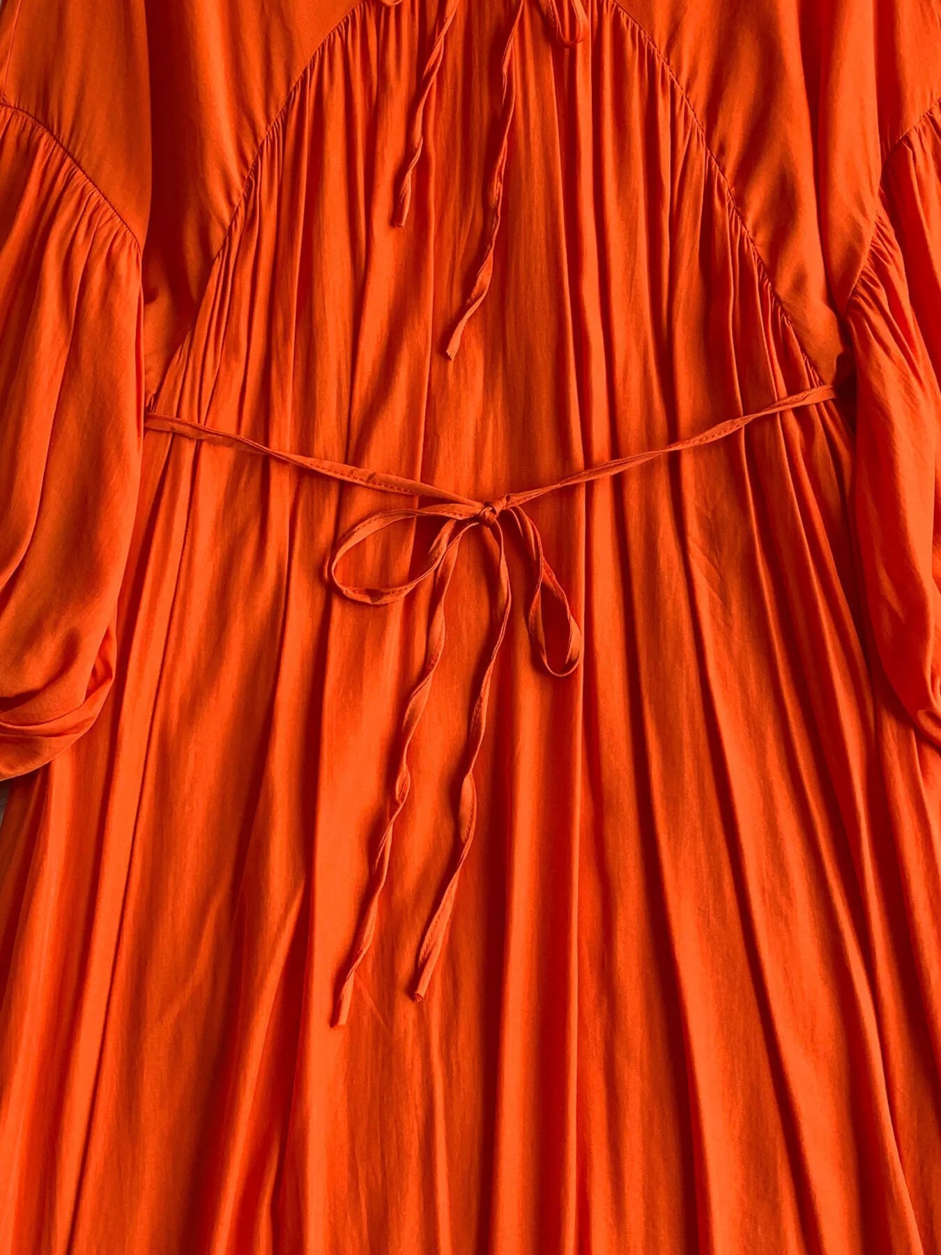 Balloon Sleeve Tie-Waist Dress