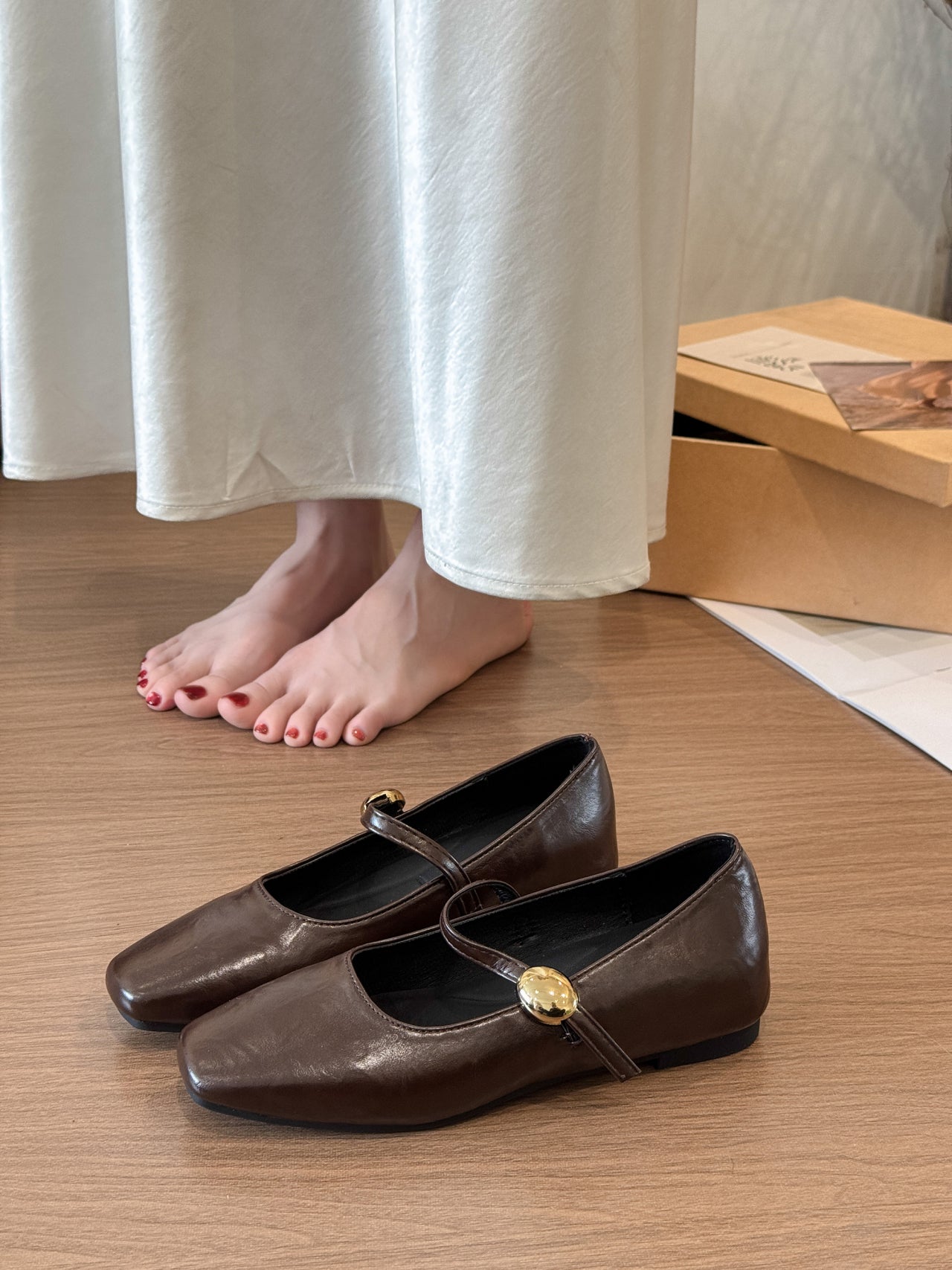 Women Black Flat Low Heel Leather Mary Janes, New Summer Versatile French Style Daily Shoes Matching Skirts