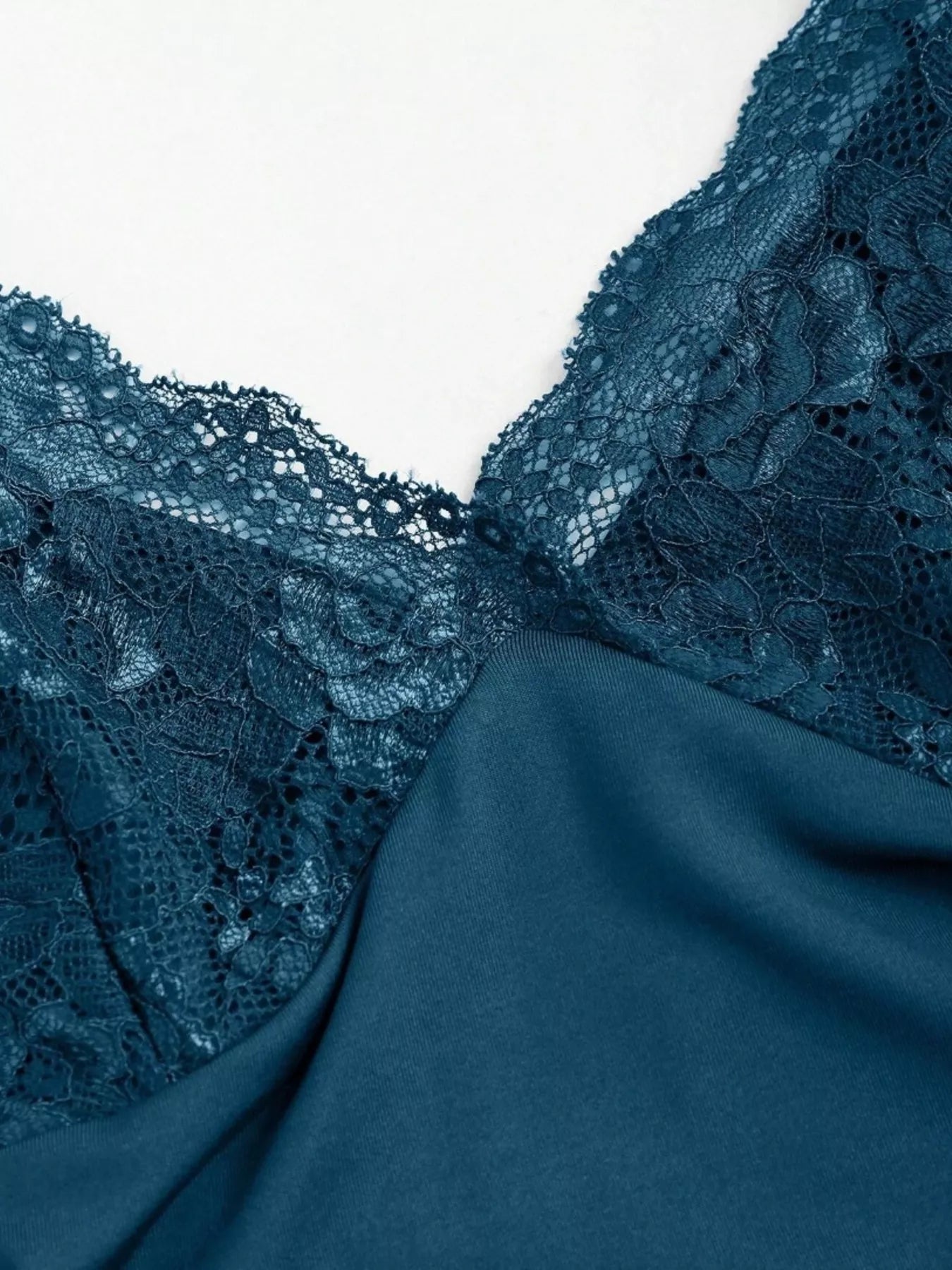 Lace Trim Ruched Mermaid Dress