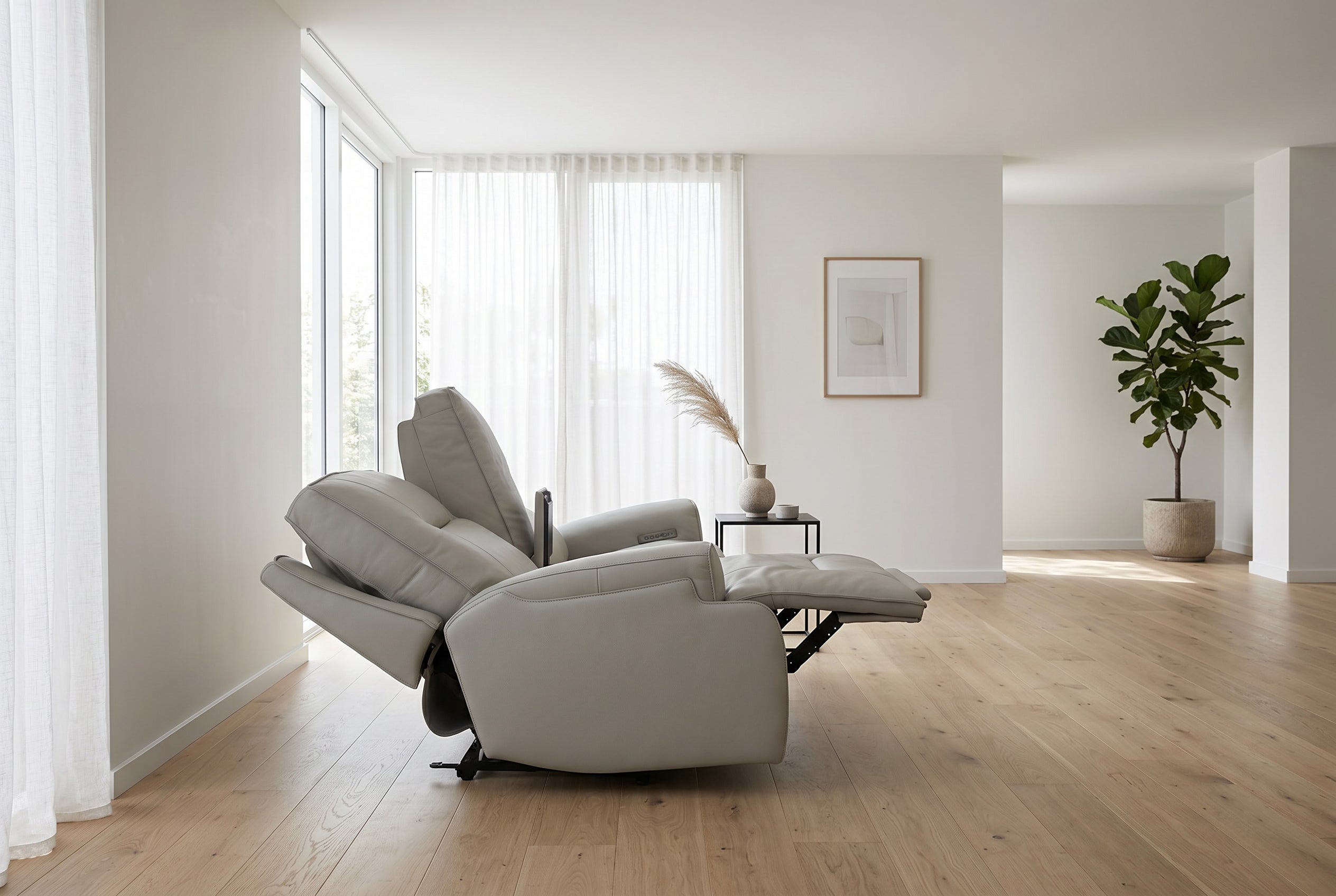 Atlas Fog Zero Gravity Power Reclining Sofa w/ Fridge