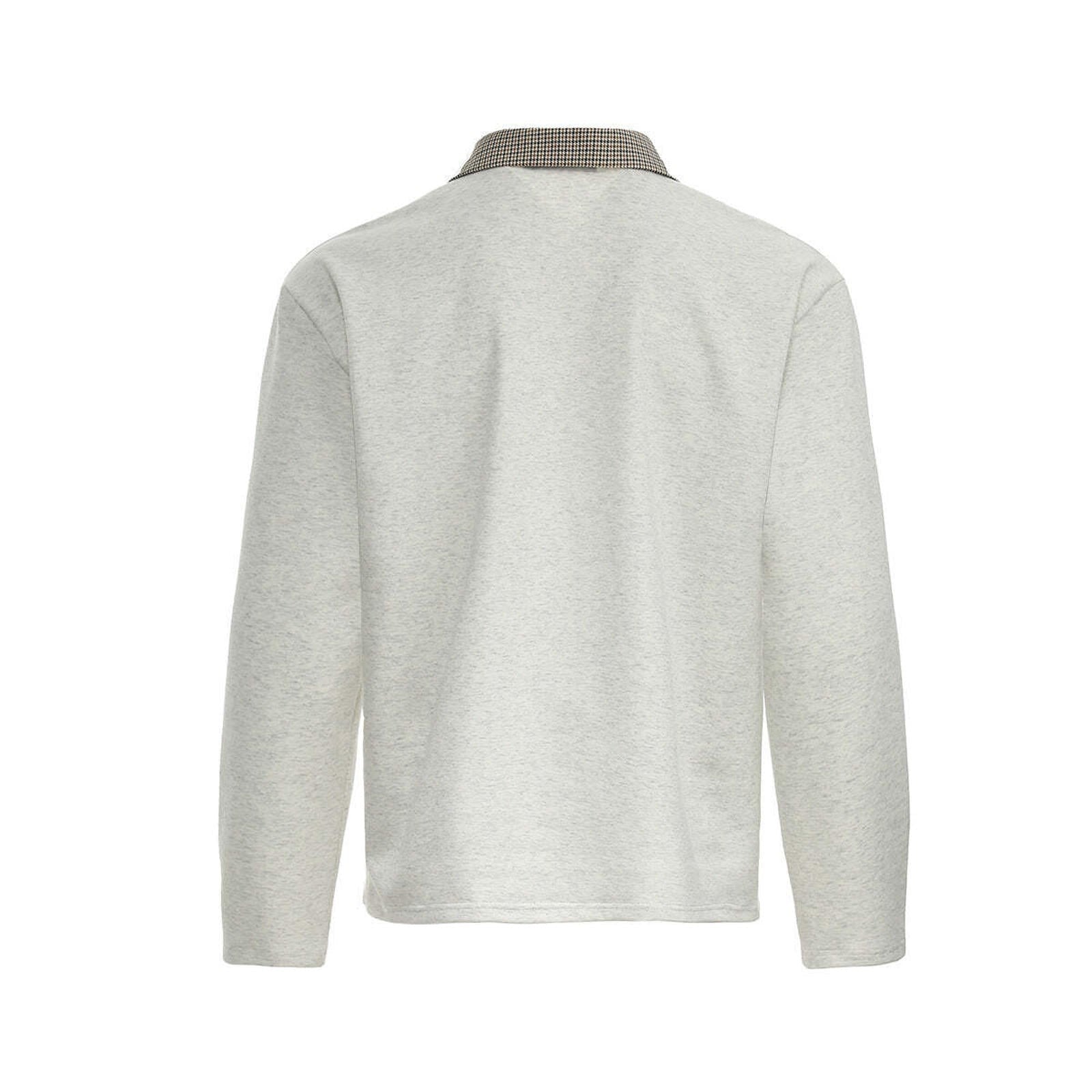 Retro clean fit polo shirt with a lapel base