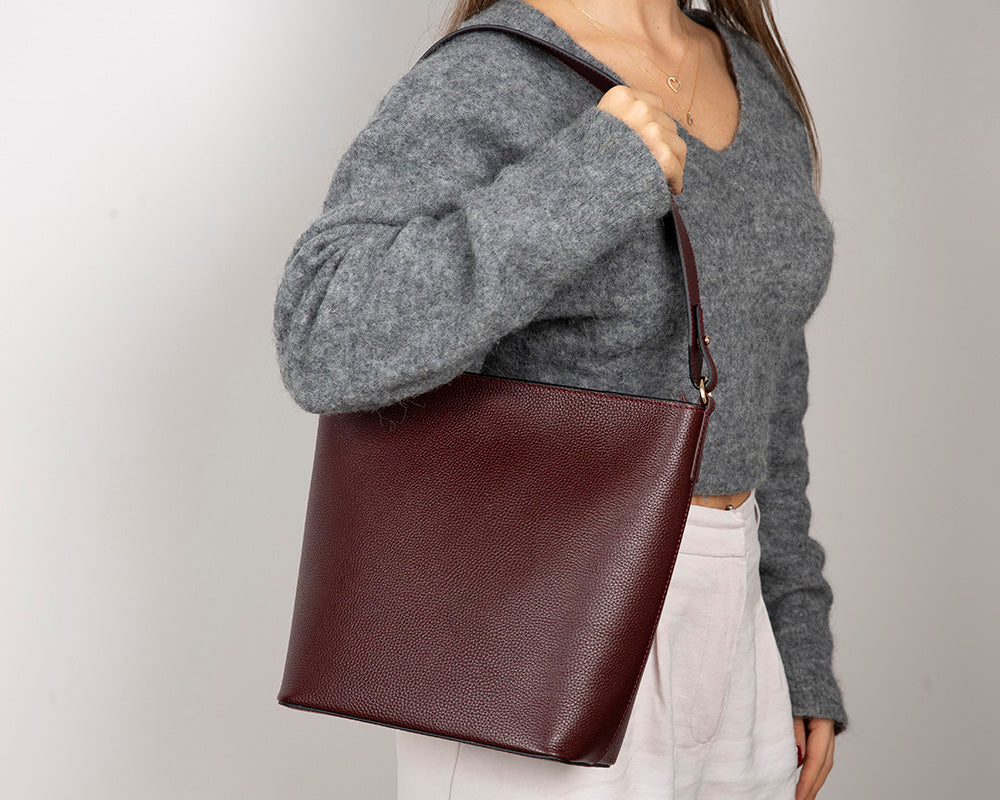 Elena Women’s Leather Tote Bag – Genuine Leather Shoulder Bag for Everyday Function | Minimal & Handcrafted