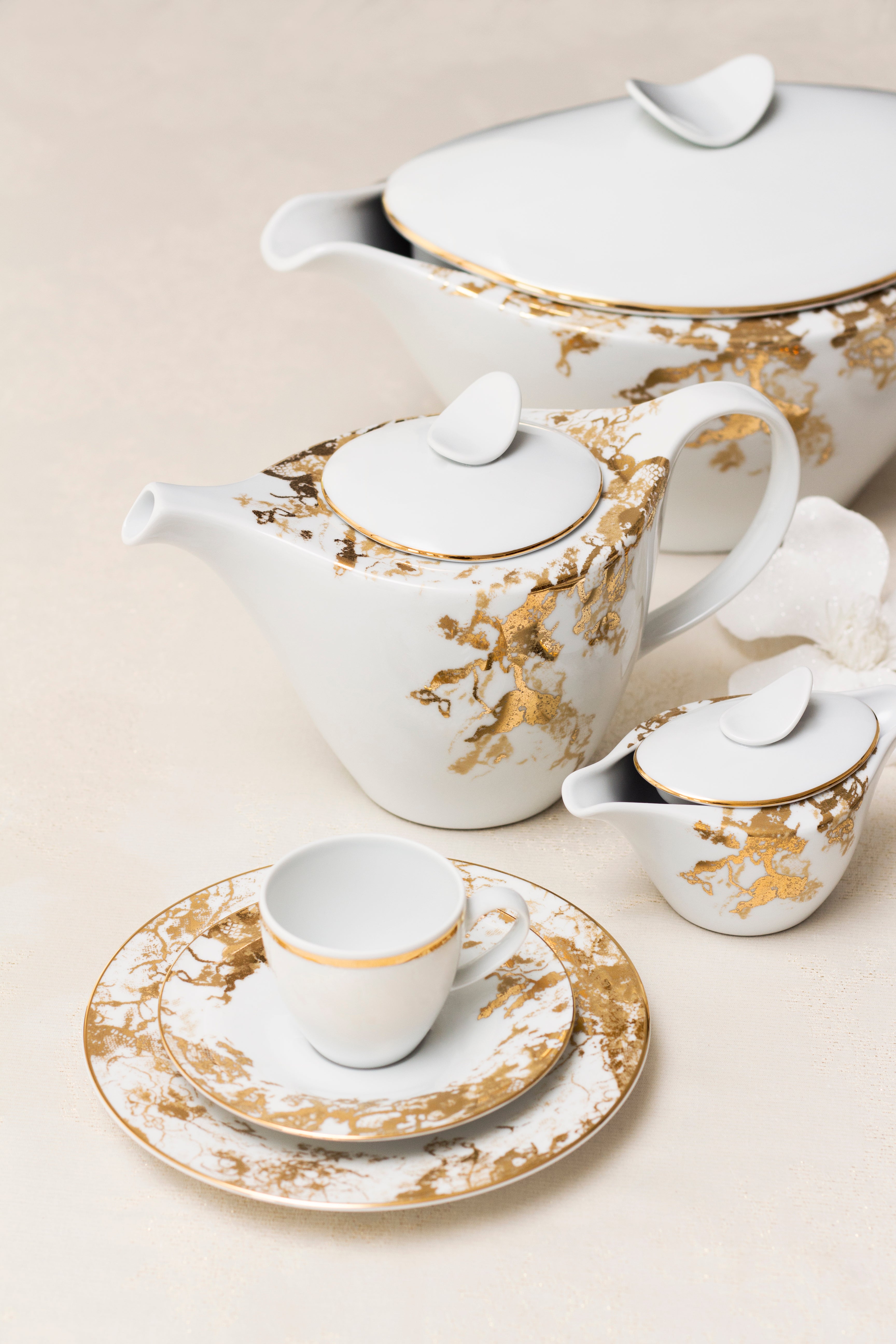 Belle Epoque Tea Cup & Saucer (Set of 2)