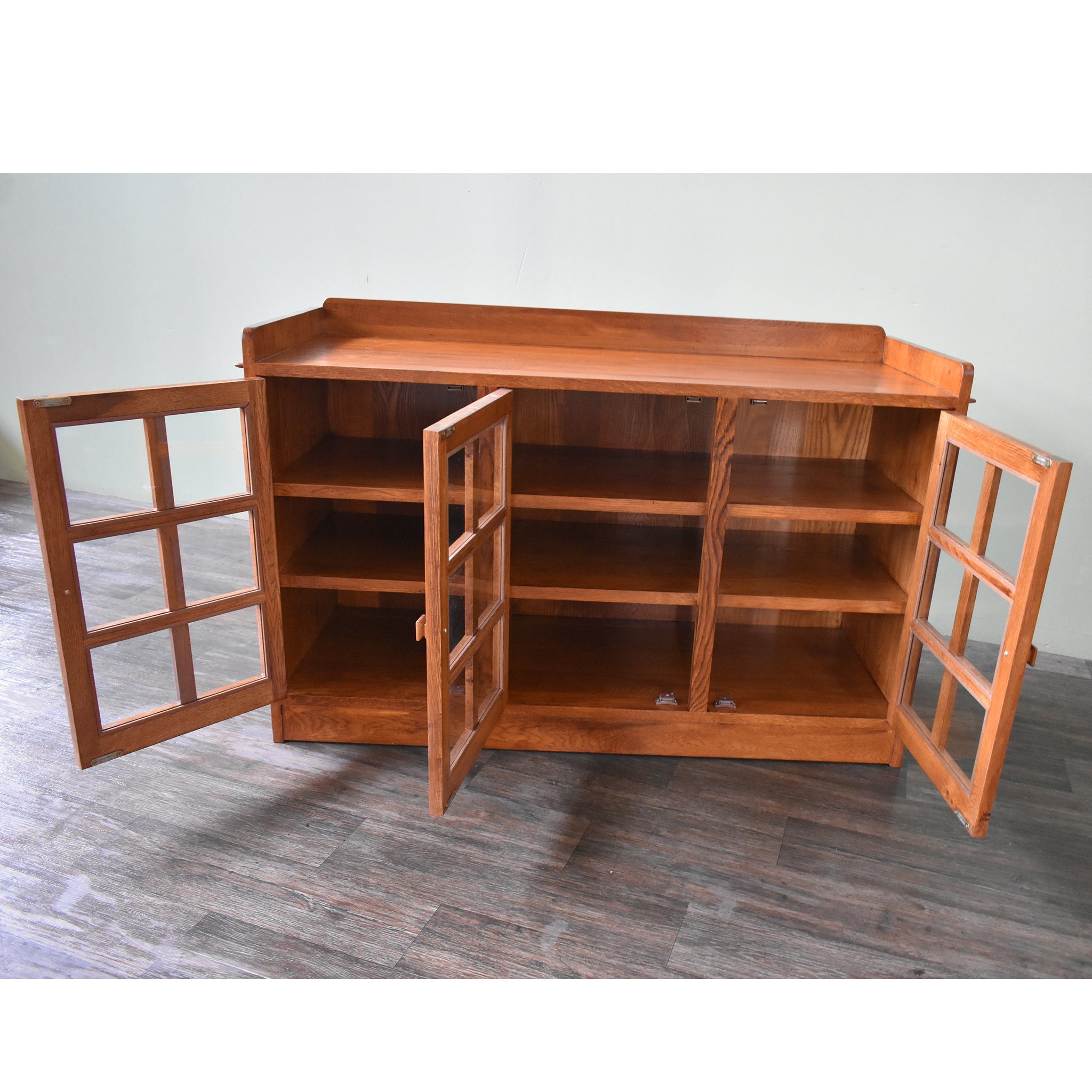Mission Oak 3 Door Console - Michael's Cherry (MC1)