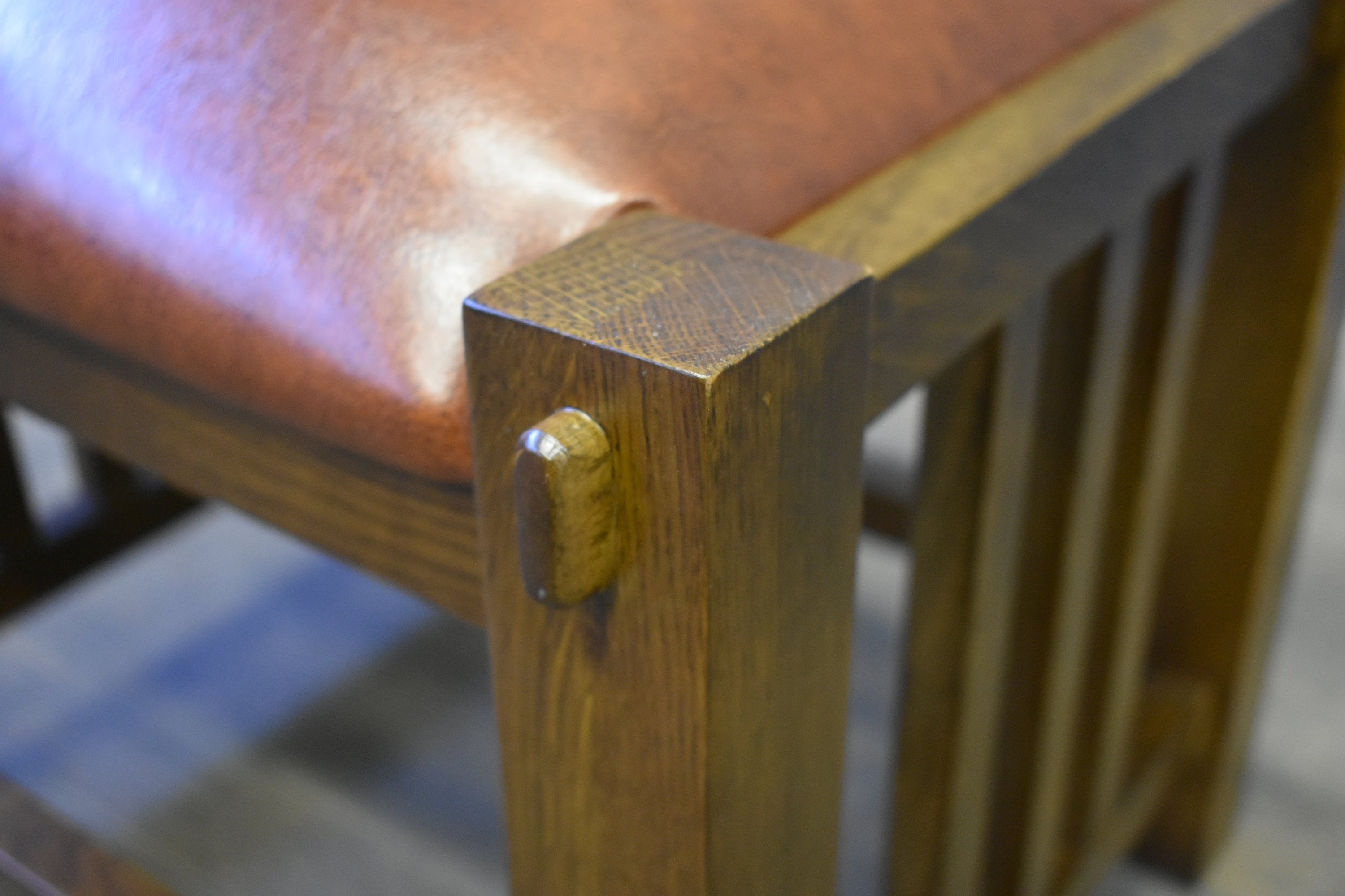 Mission Spindle Stool - Quarter Sawn Oak & Leather (2 Colors Available)