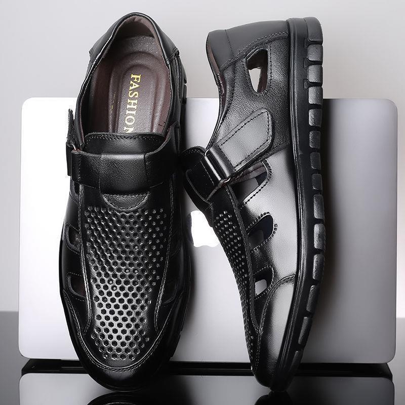 Men's leather sandals summer breathable leather shoes middle-aged and elderly soft soled dad's perforated shoes