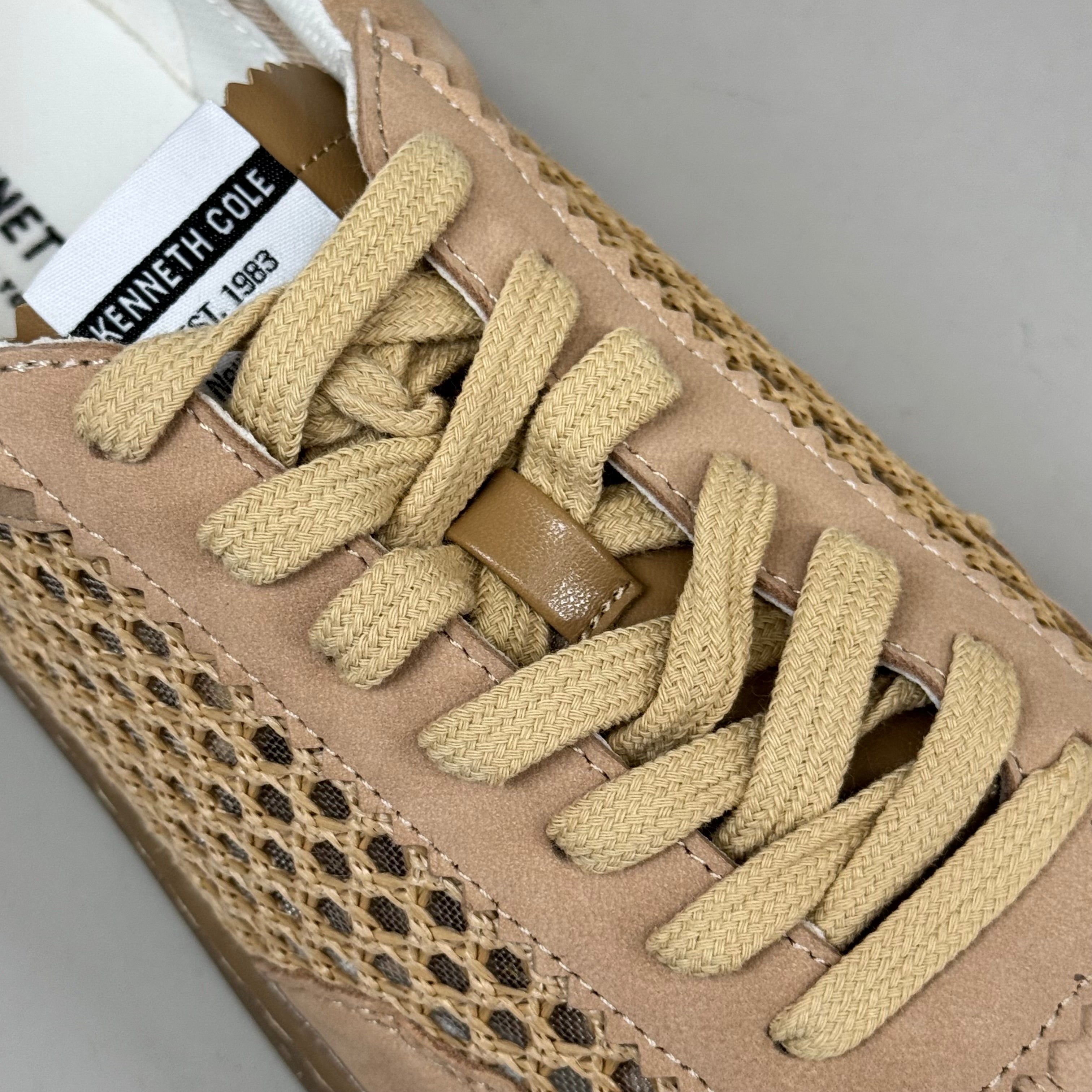 KENNETH COLE Sam Raffia Mesh Sneaker Women's Sz 11 Natural Mesh KL23SAM07