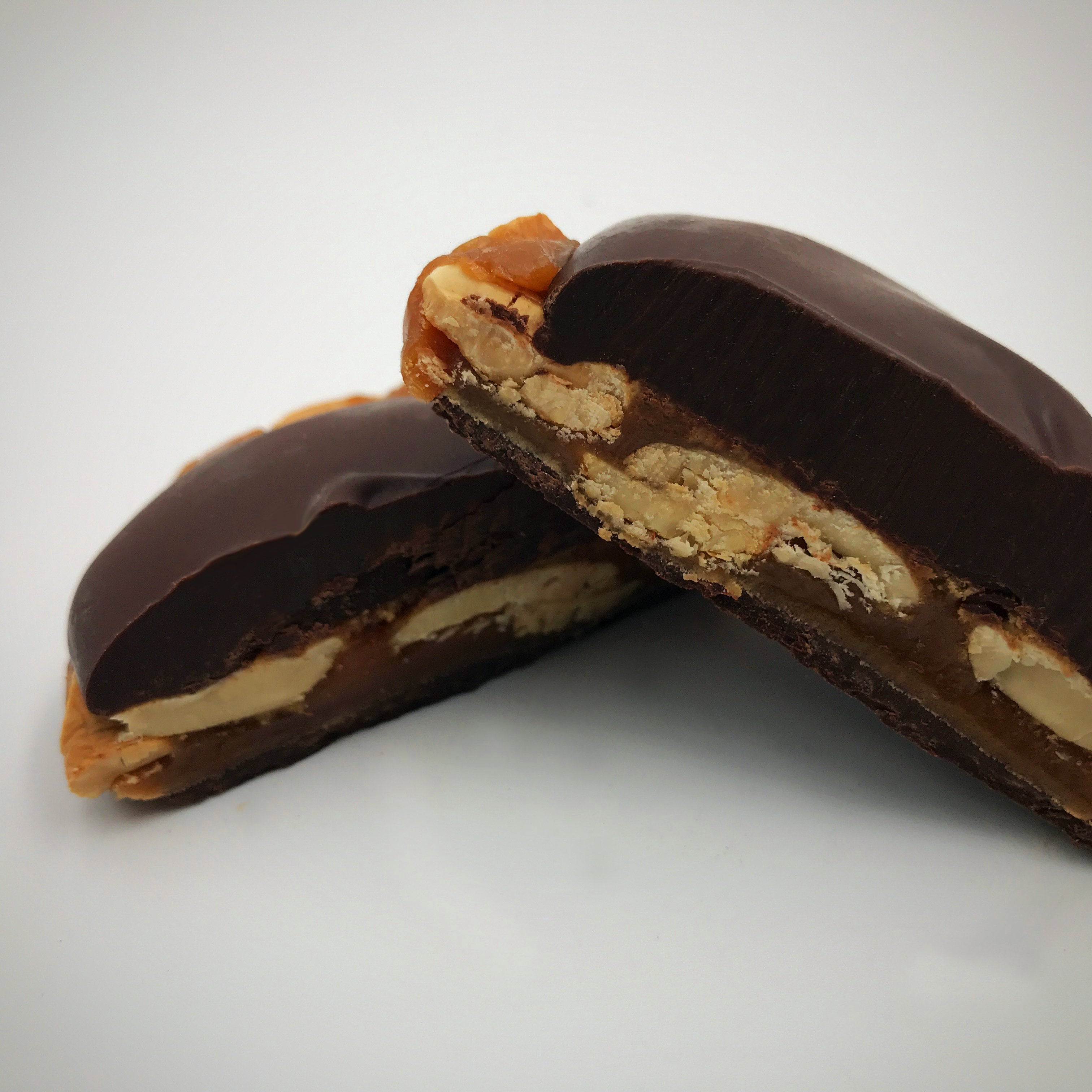 Dark Chocolate Cashew Turtles
