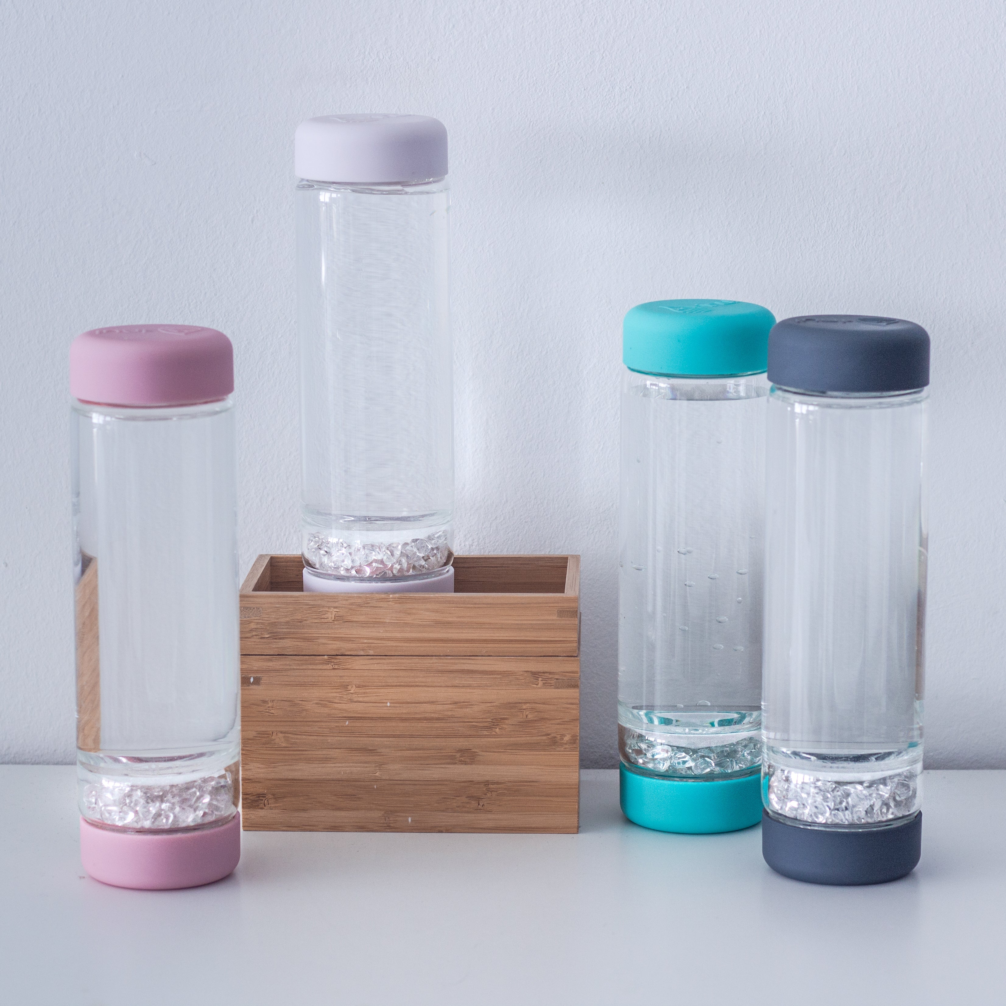 inu! CRYSTAL | The Original DIY Crystal Water Bottle with Clear Quartz