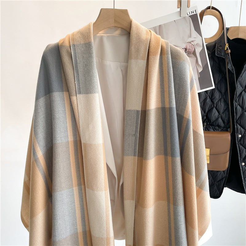 Checkered Cashmere Scarf – Timeless Elegance for Every Season