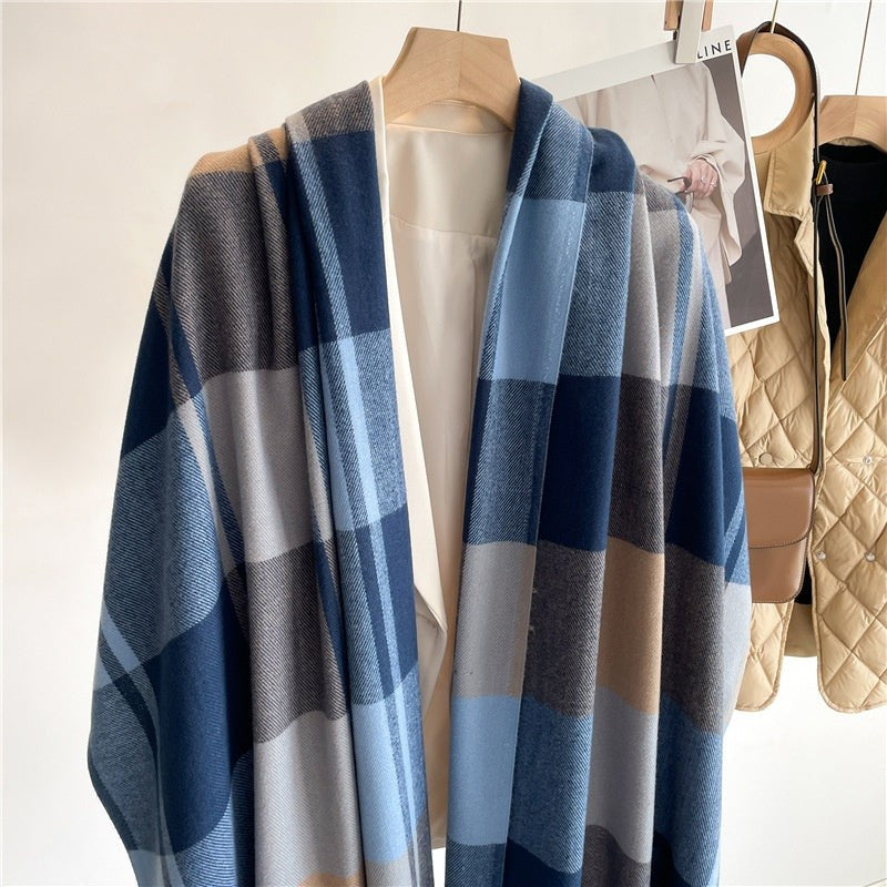 Checkered Cashmere Scarf – Timeless Elegance for Every Season
