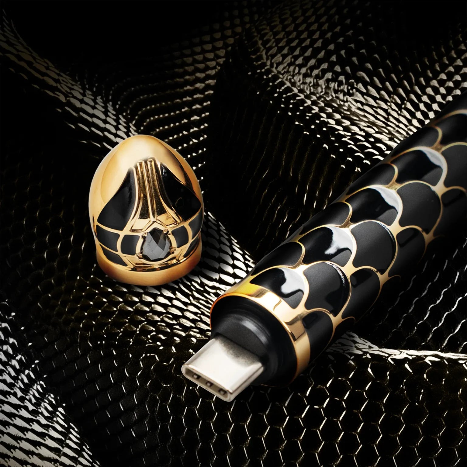 Vertu Serpent Scepter — Luxury Fountain Pen