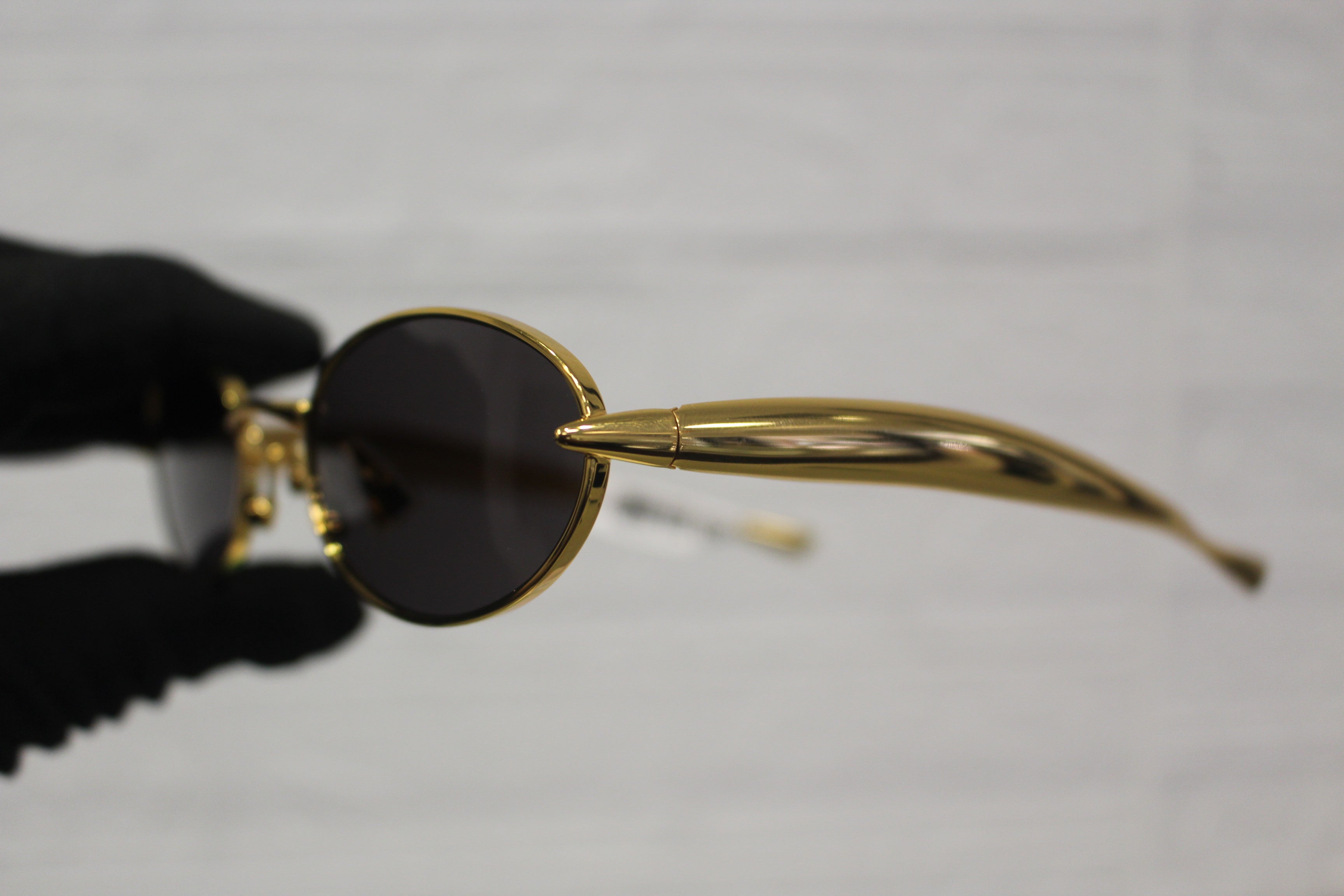 Bottega Veneta BV1386S-001 Sunglasses – Unisex Luxury Eyewear