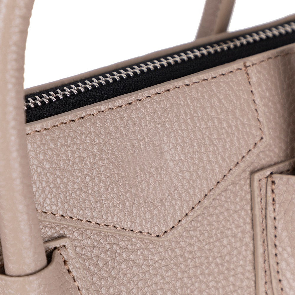 Lorenza Small Women’s Leather Bag – Genuine Leather Handbag for Everyday Elegance | Minimal & Handcrafted