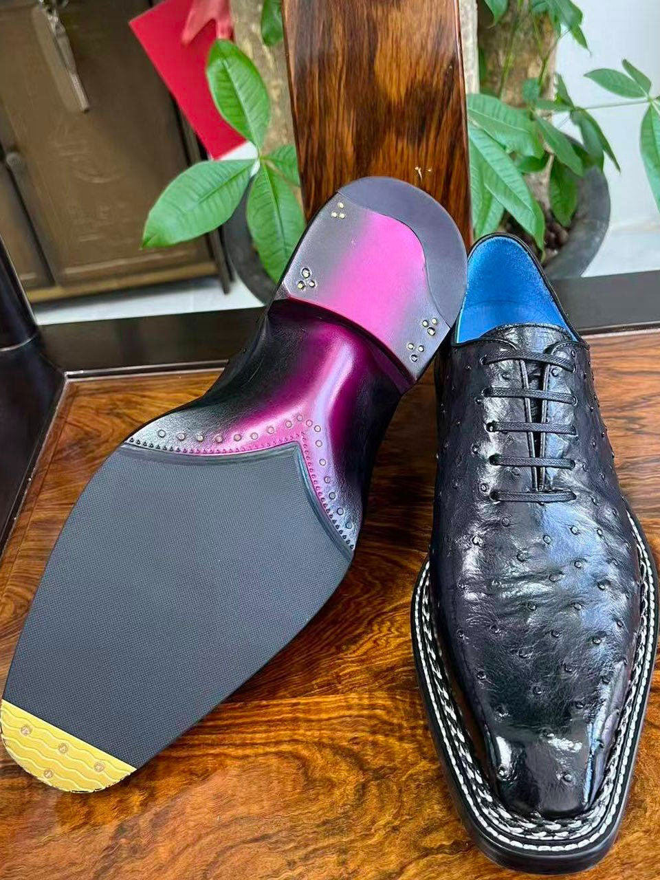 Maurice Ostrich Lover Oxford - Black