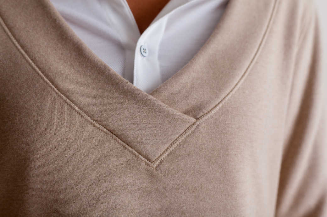 Power Vee 'Sweater' Sweatshirt - Camel - Women