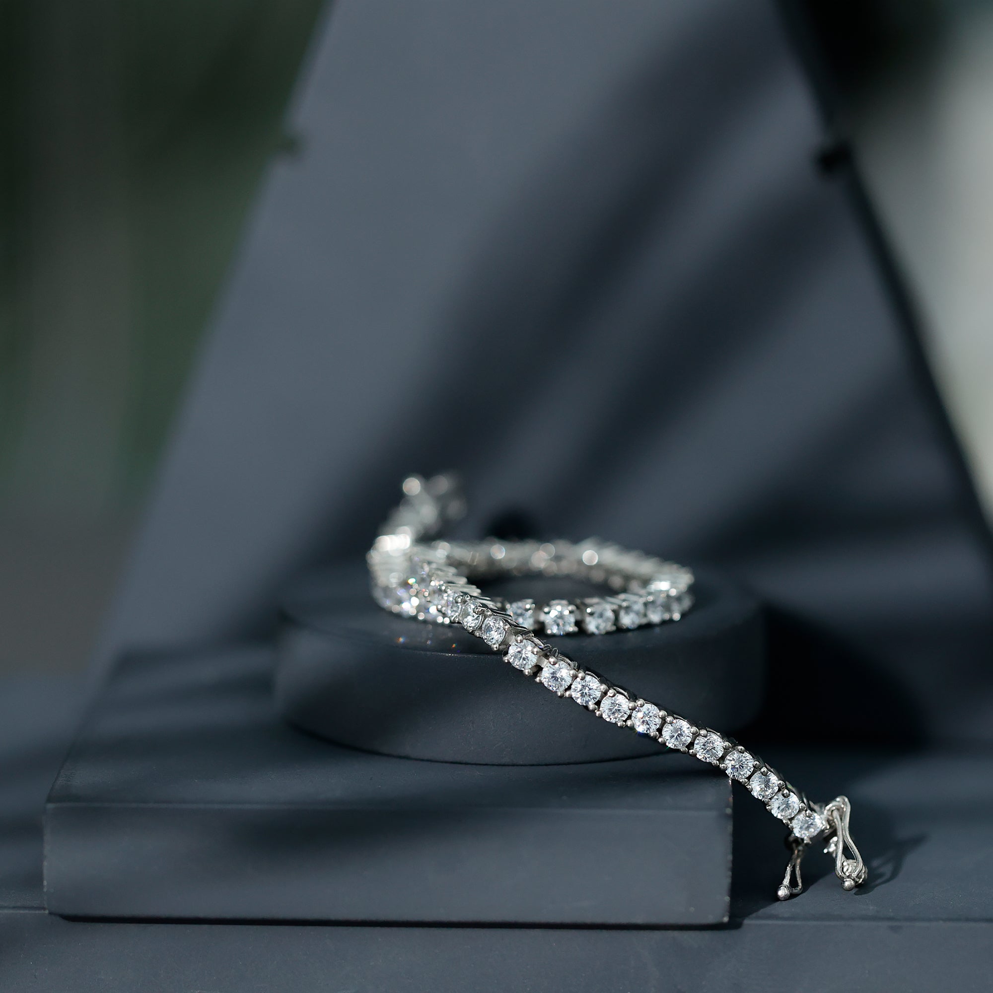 Certified Lab Grown Classic Round Diamond Tennis Bracelet