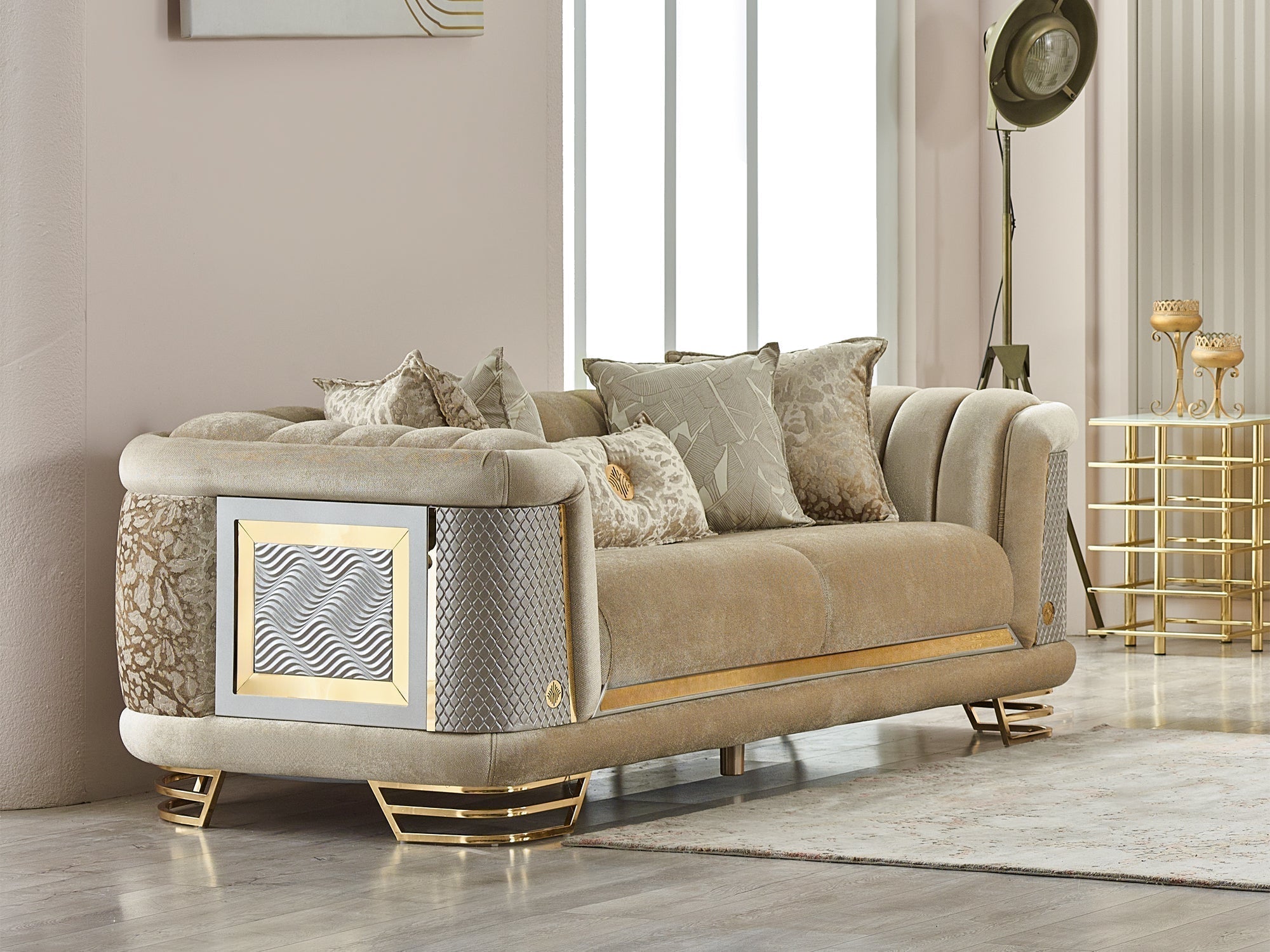Romans  Sofa