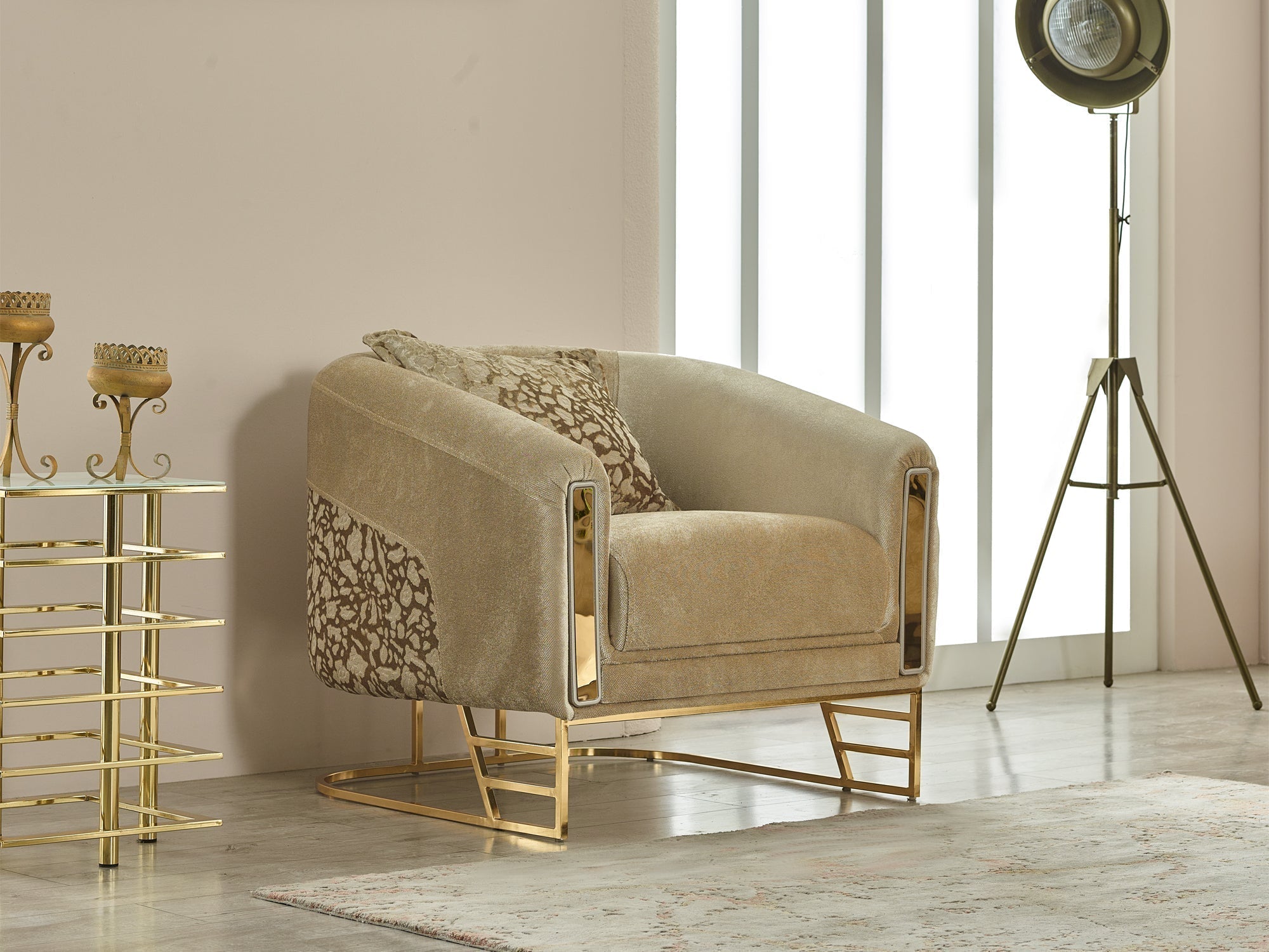 Romans Chair