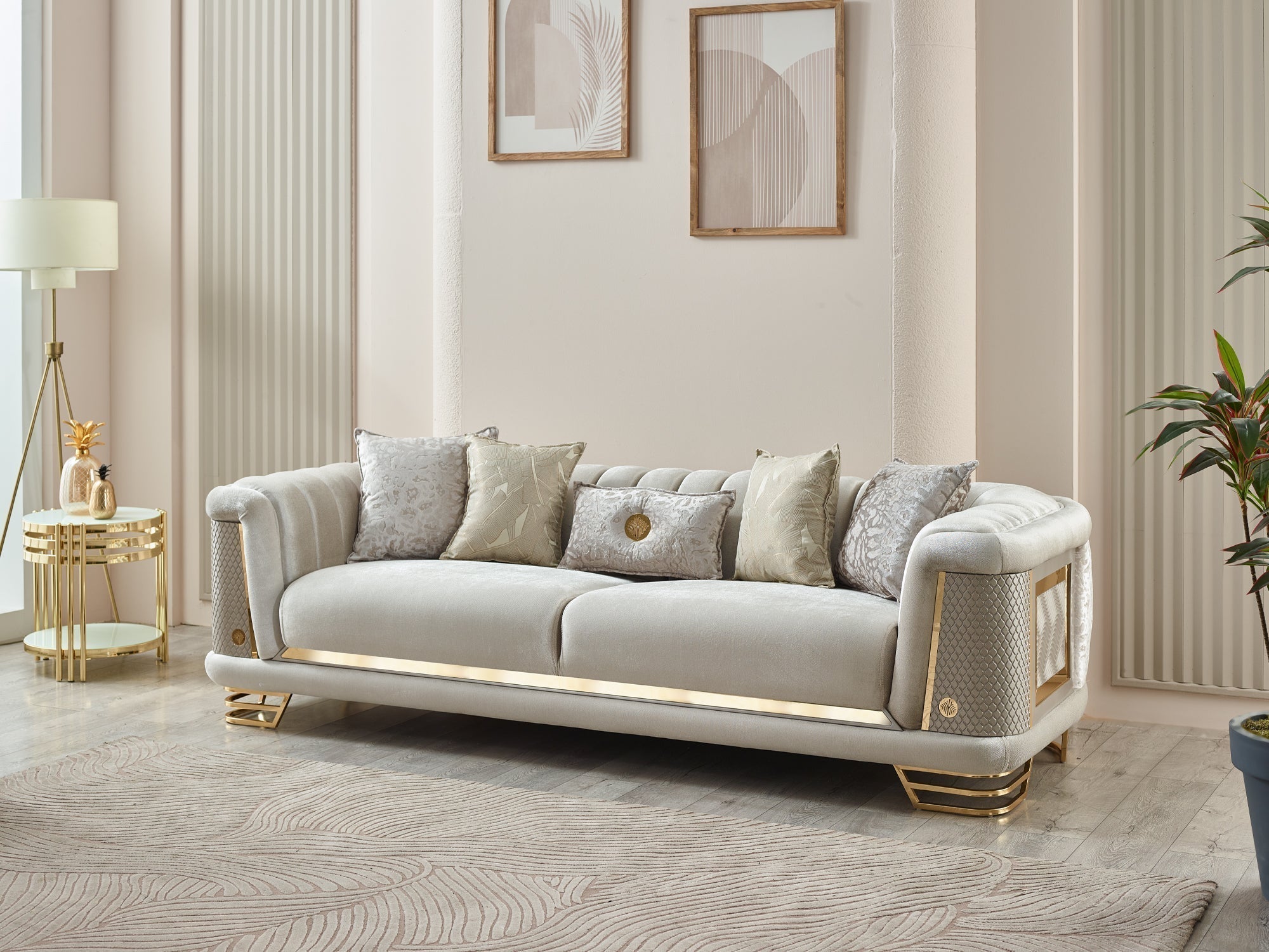 Romans  Sofa