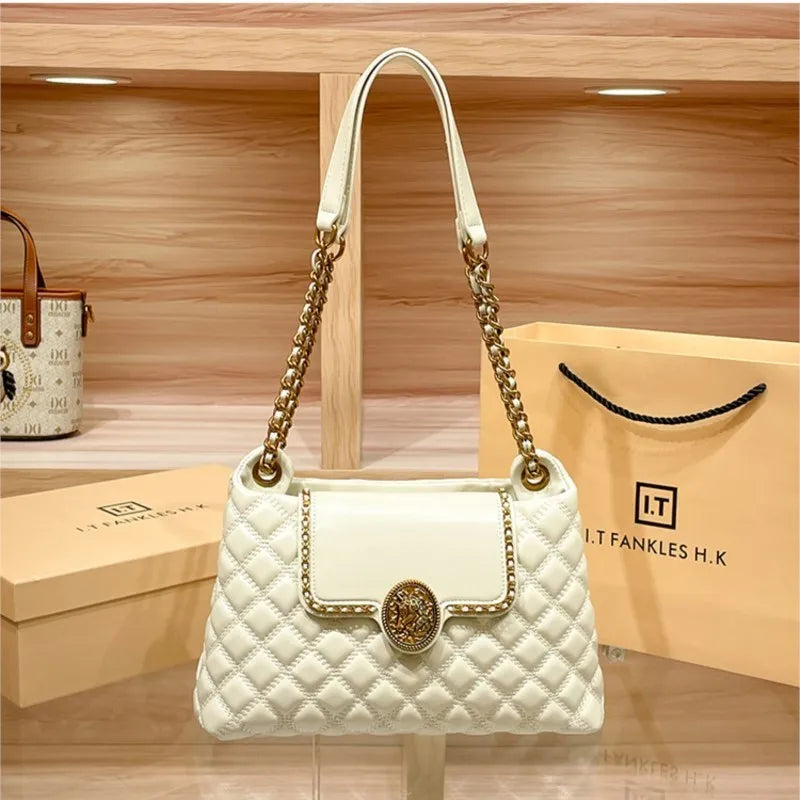 Luxury Genuine Leather Chain Shoulder Bag for Women | New Designer Large Capacity Underarm Handbag (Diamond Lattice)